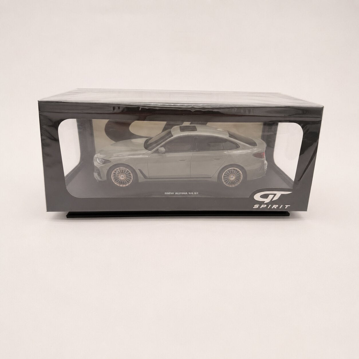 BMW Alpina B4 Gran Coupé (G26) – Gris Fashion Escala 1:18 de GT Spirit