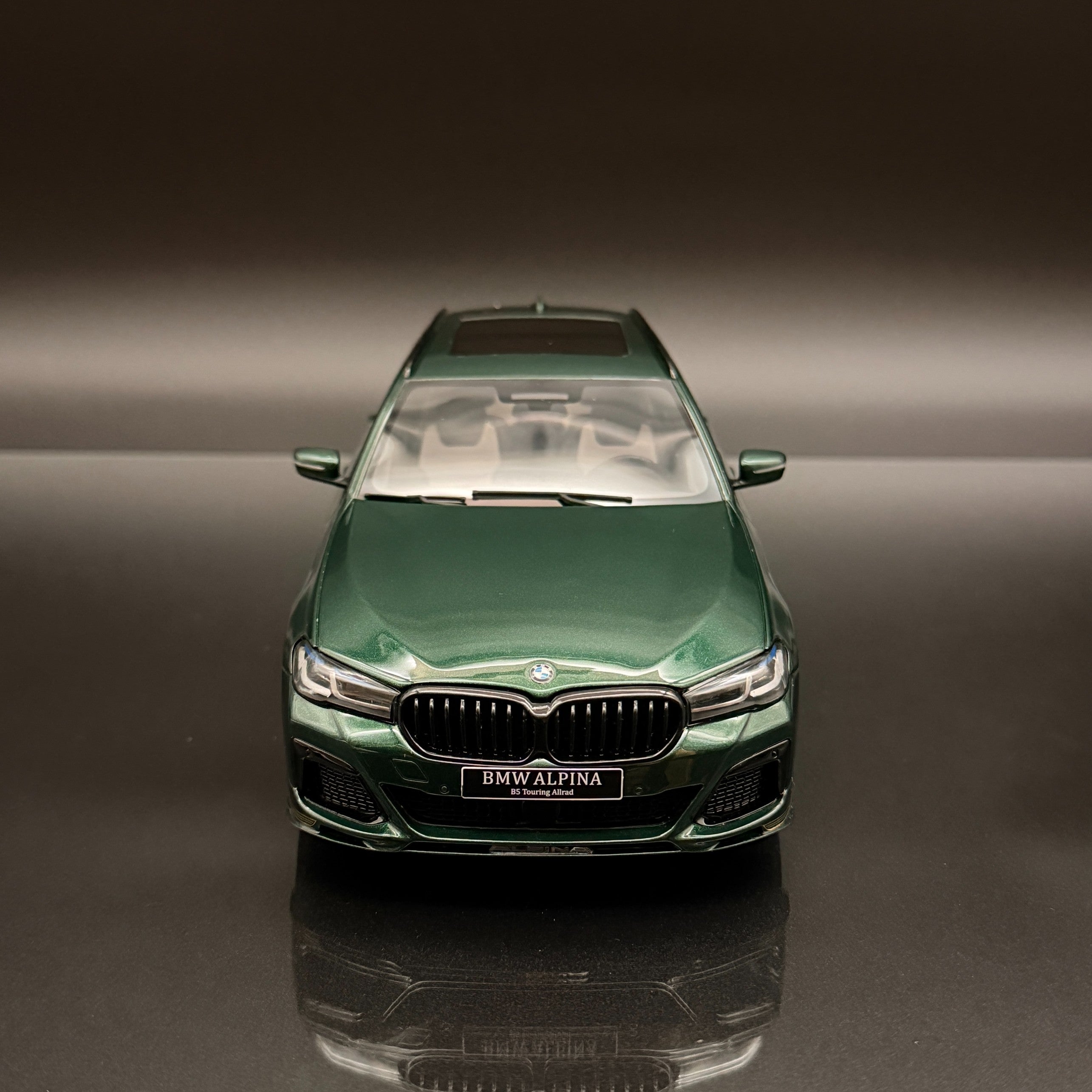 BMW Alpina B5 Touring G31 1:18 GT Spirit Limited 999 – Luxury Collectors Model