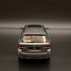 BMW 530e 旅行车 G31 M Sport 1:18 GT Spirit GT485 2023 灰色豪华模型