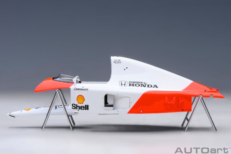 McLaren MP4/6 Honda #1 – Ayrton Senna Weltmeister, Großer Preis von Japan 1991 im Maßstab 1:18 von AUTOart