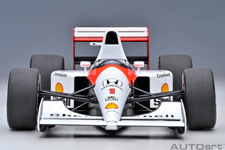McLaren MP4/6 Honda #1 – Ayrton Senna Weltmeister, Großer Preis von Japan 1991 im Maßstab 1:18 von AUTOart