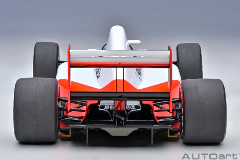 McLaren MP4/6 Honda #1 – Ayrton Senna Weltmeister, Großer Preis von Japan 1991 im Maßstab 1:18 von AUTOart