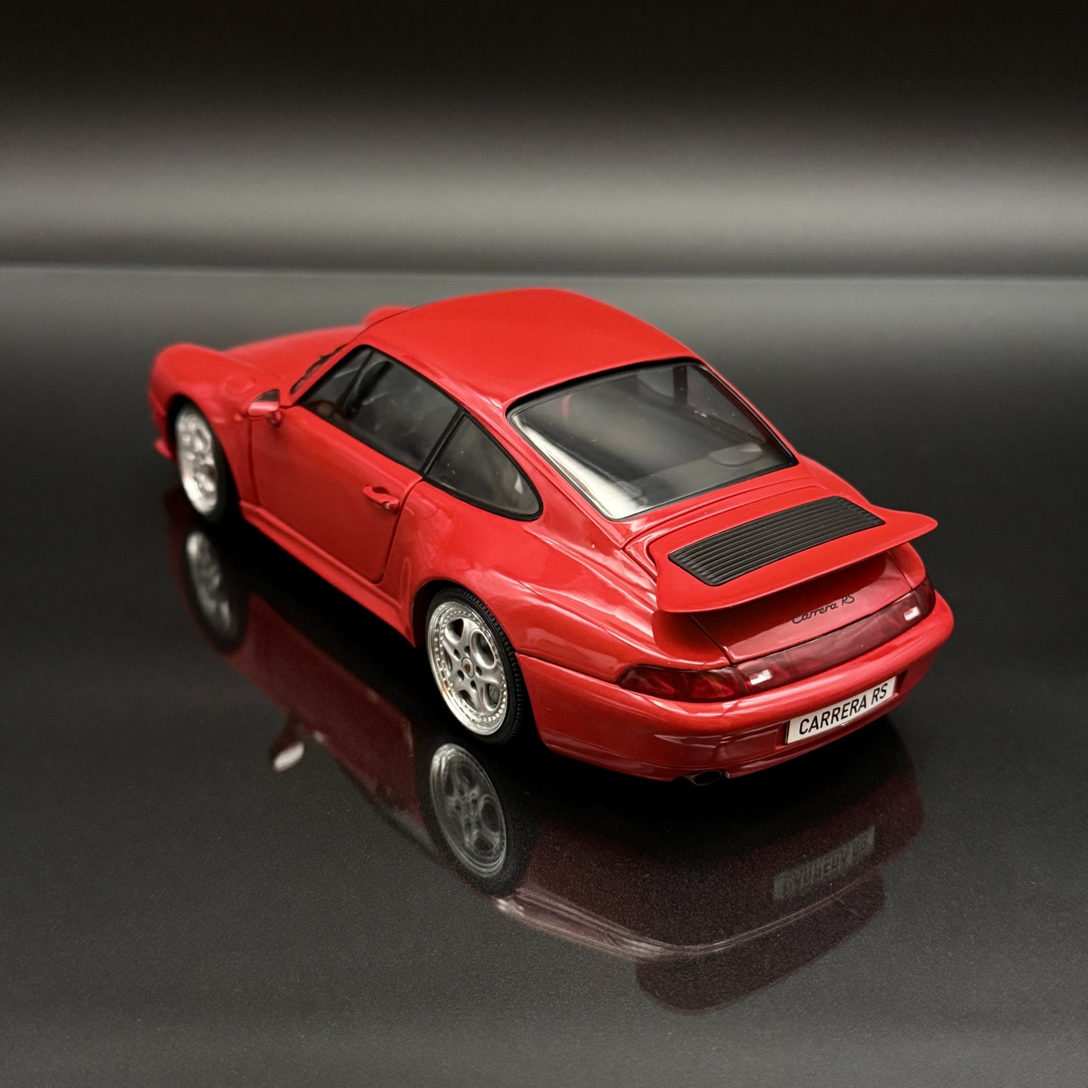 Porsche 911 993 Carrera RS 1997 Indischrot 1:18 Solido Classic Sports Car