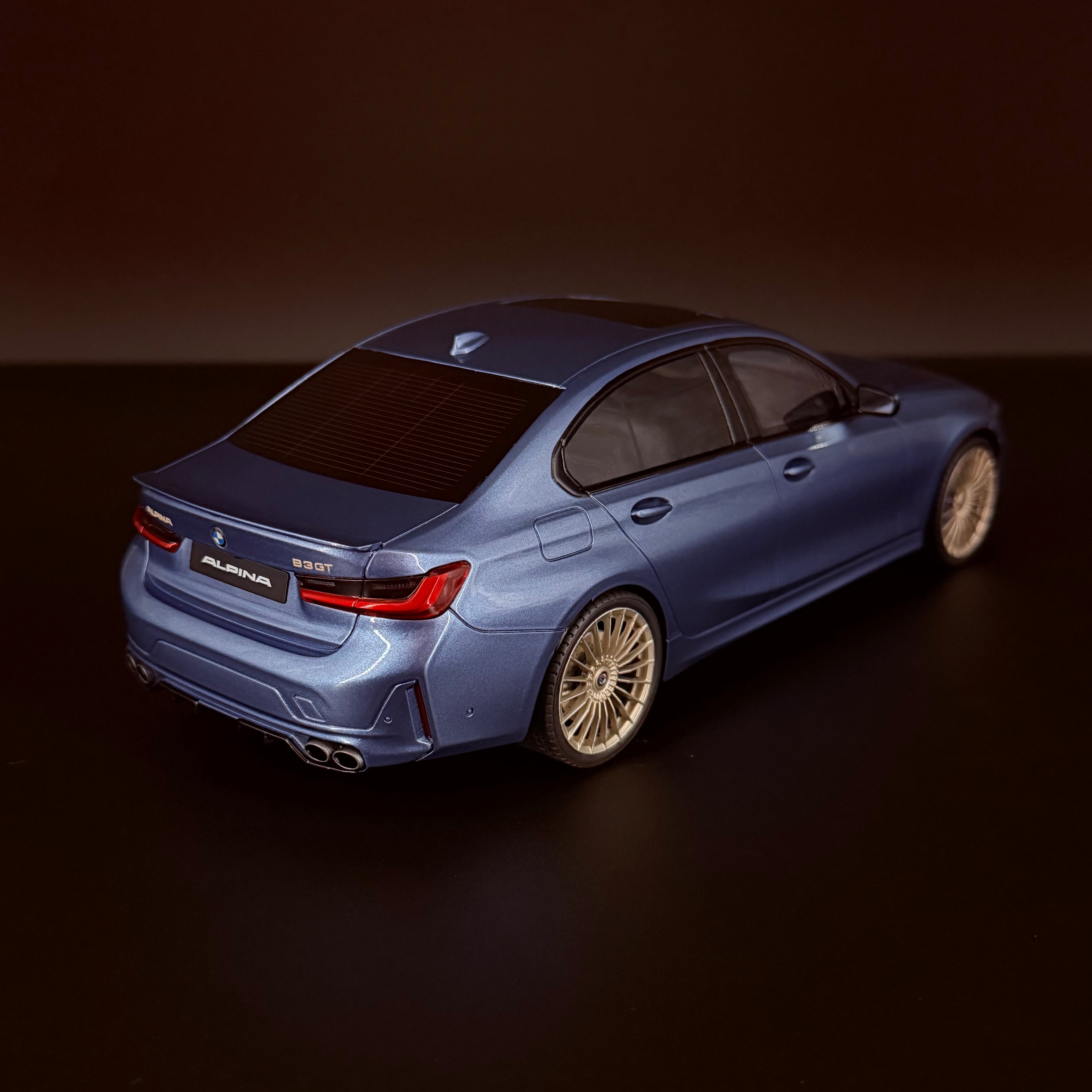 1:18 BMW ALPINA B3 GT Saloon GT543 от GT Spirit