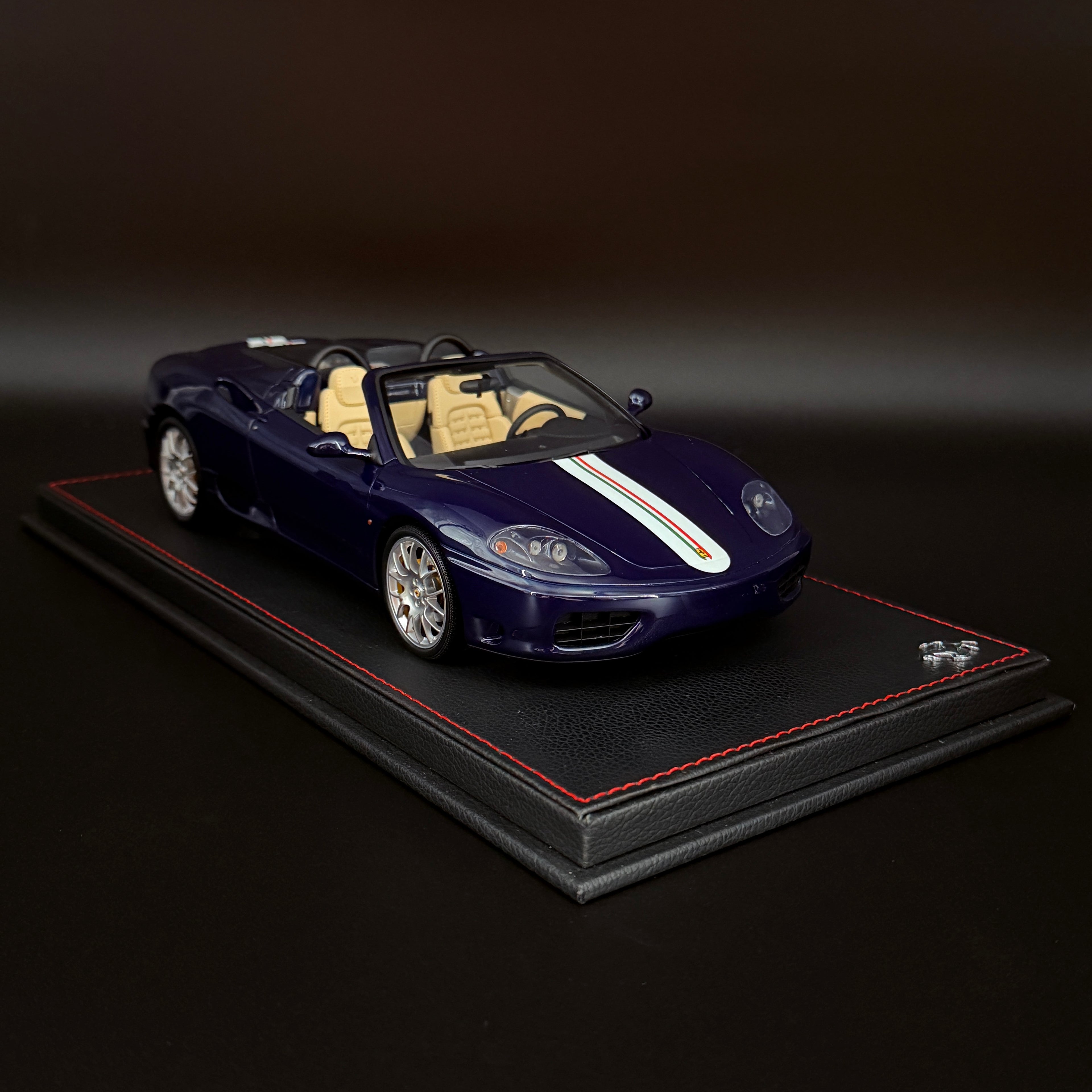 1/18 Ferrari 360 Modena Spider Blau Le Mans, F1-Schaltung.