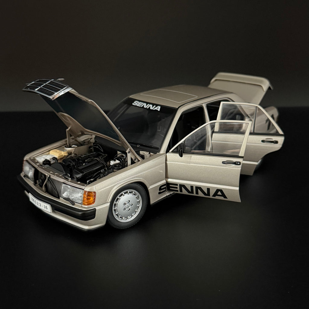 Mercedes-Benz 190E 2.3-16 Nürburgring Anniversary 1984 Winner #11 la scara 1:18, de la AUTOart Millenium
