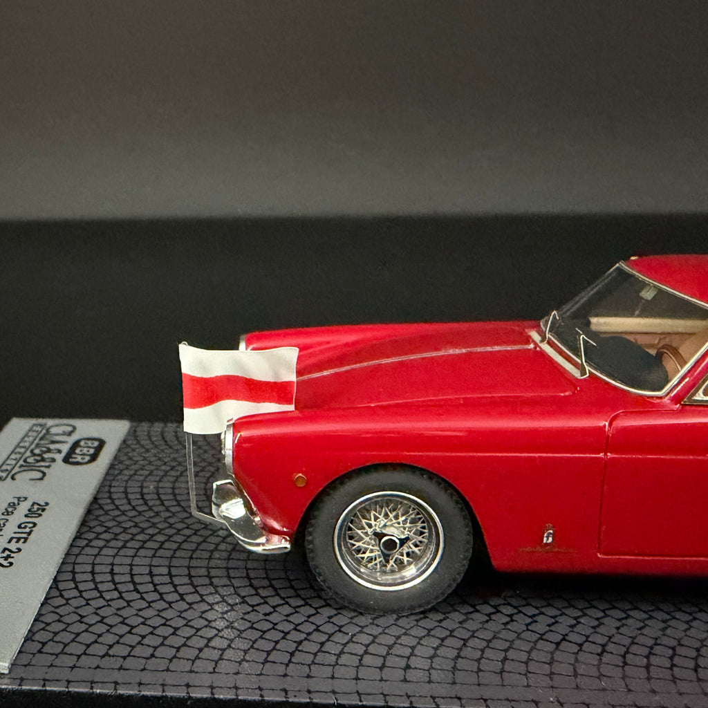 1:43 Ferrari 250 GTE 2+2 Pace Car – Le Mans 1960 – limitált kiadás, 200 db, BBR