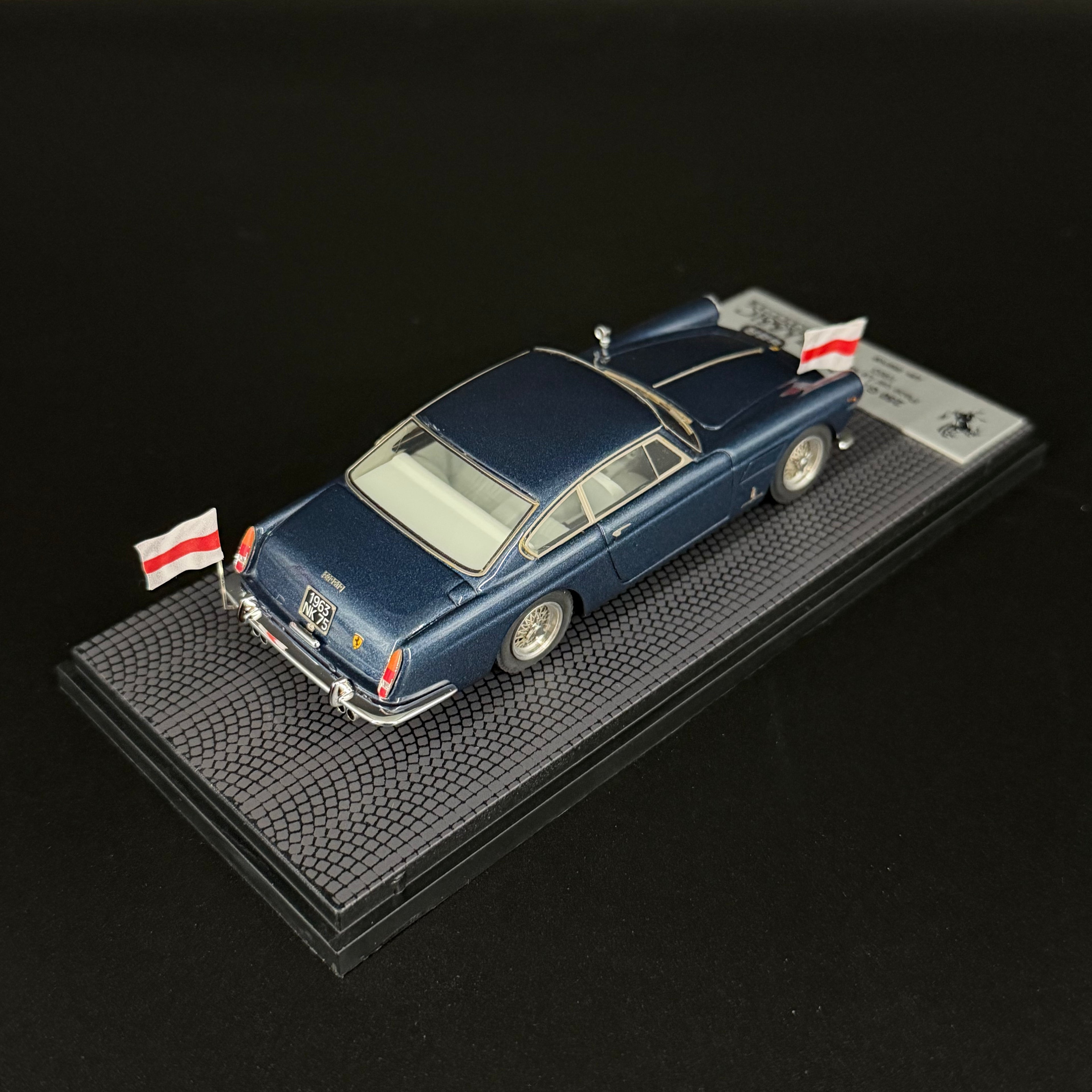 1:43 Ferrari 250 GTE 2+2 Pace Car – Le Mans 1963 – limitált kiadás, 108 db, BBR