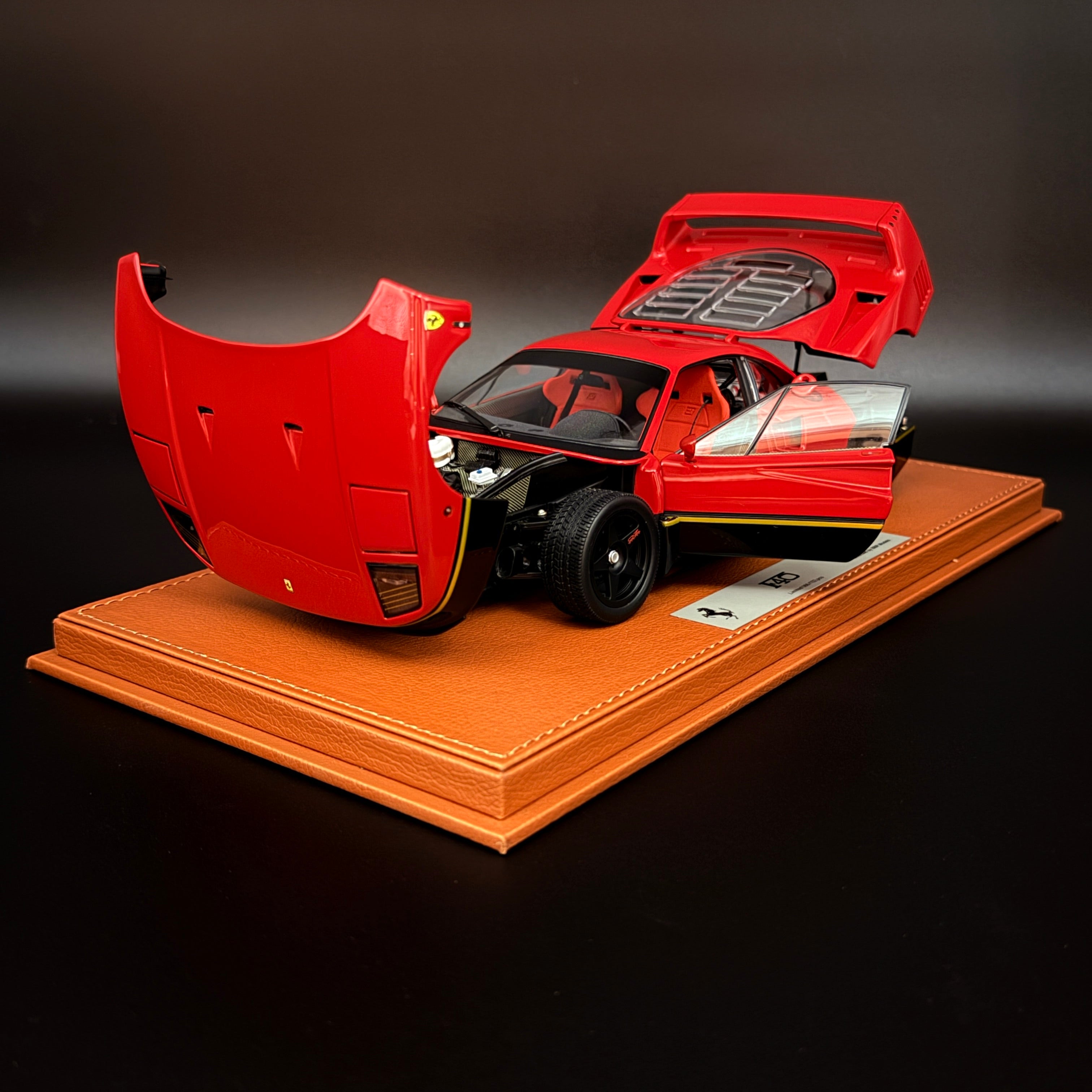 Bbr-models Ferrari F40 1987 - Mit Vitrine - Mit Showcase 1/18 Rot Schwarz Gold