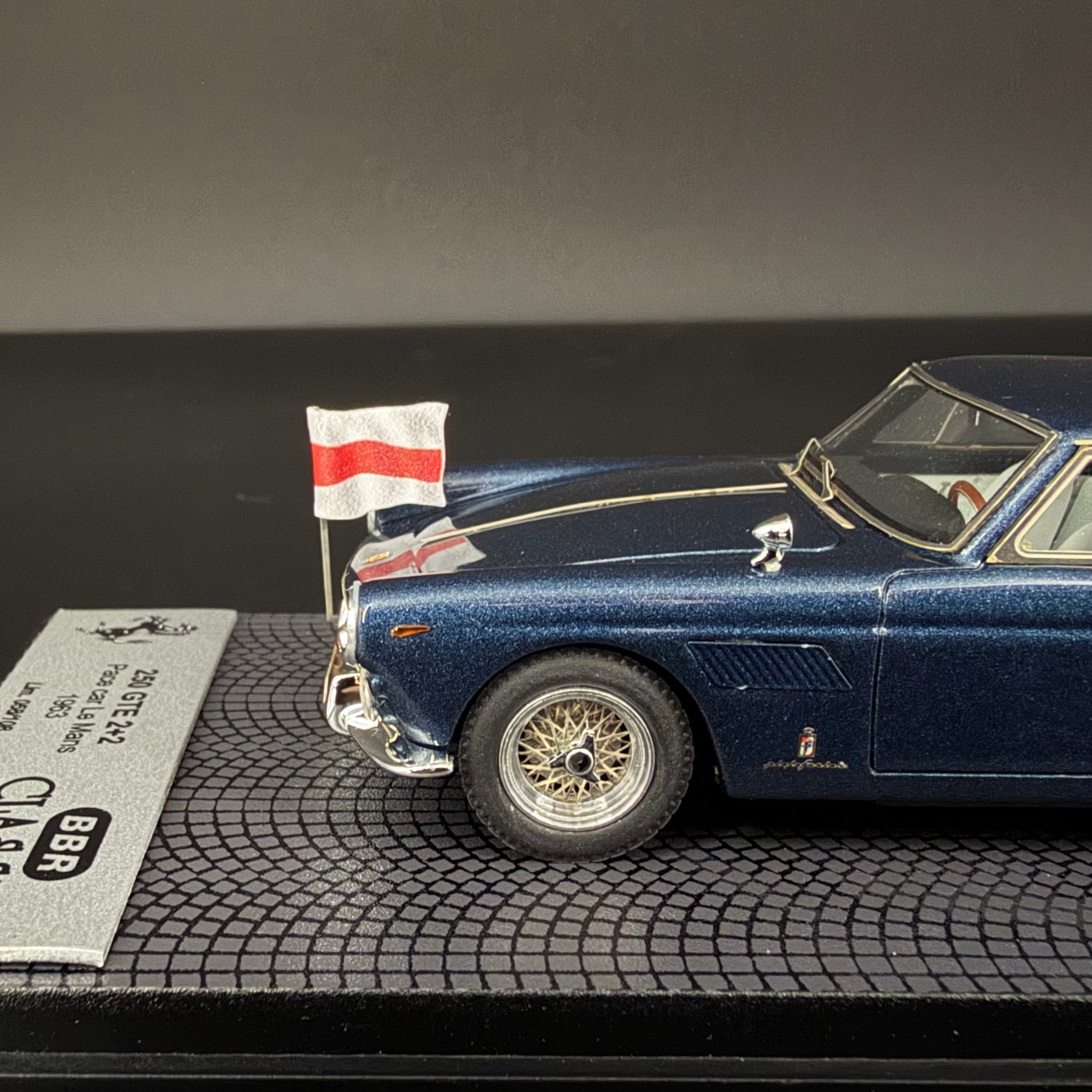 1:43 Ferrari 250 GTE 2+2 Pace Car – Le Mans 1963 – Limited Edition 108 pcs by BBR