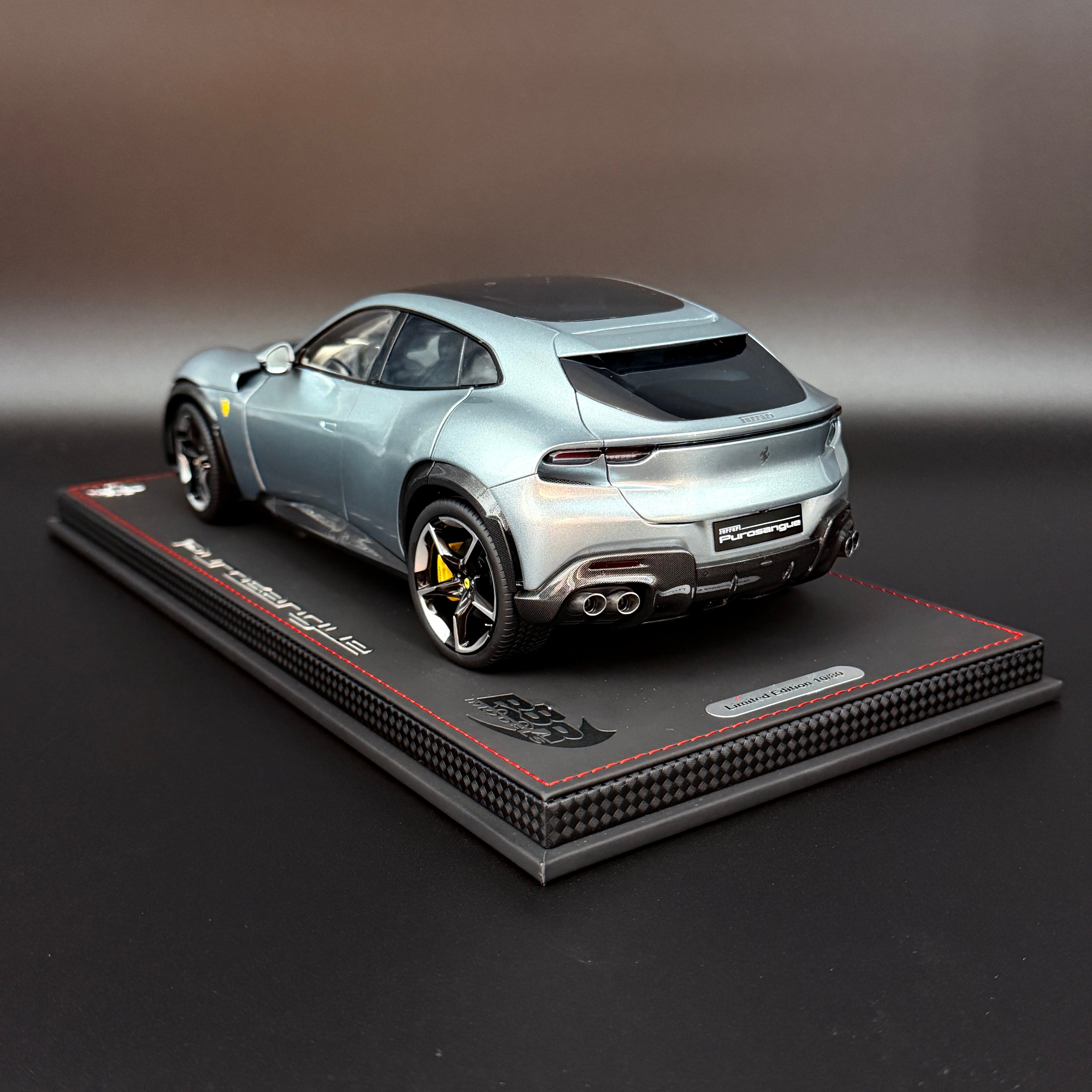 1/18 Ferrari Purosangue Grigio Titanio mit Dach, limitiert auf 80 Stück, BBR
