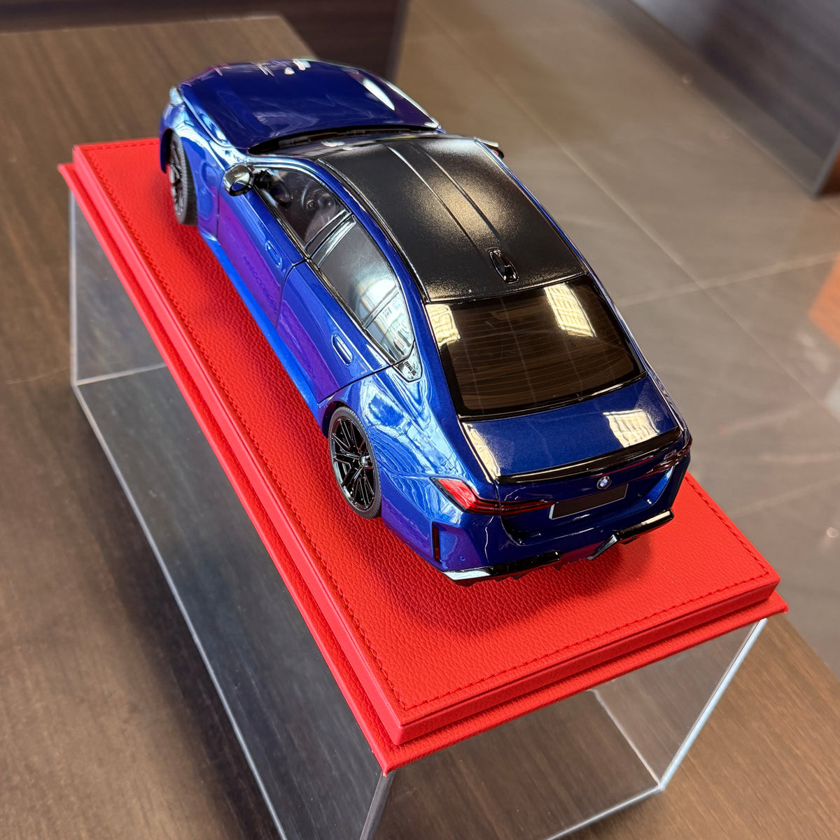 BMW M5 2024 Blue Metallic 1:18 Scale by Minichamps