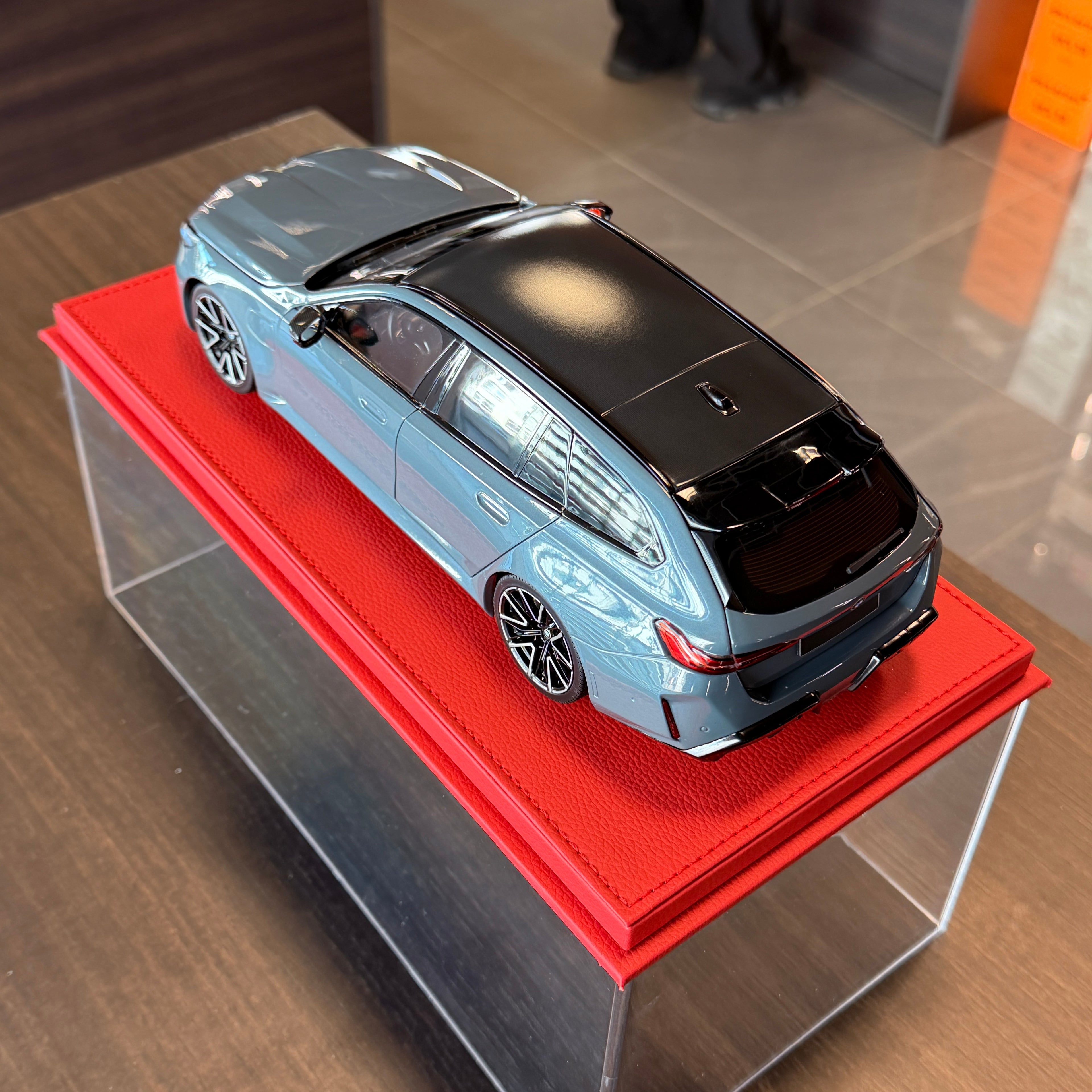 BMW M5 Touring 2024 Grey Metallic 1:18 Scale by Minichamps