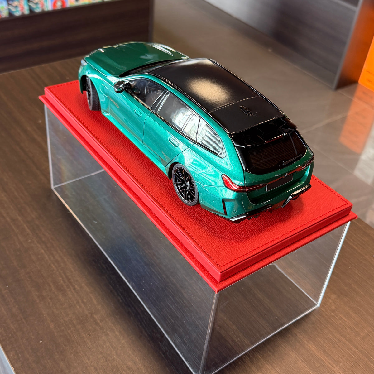 BMW M5 Touring 2024 Green Metallic 1:18 Scale by Minichamps
