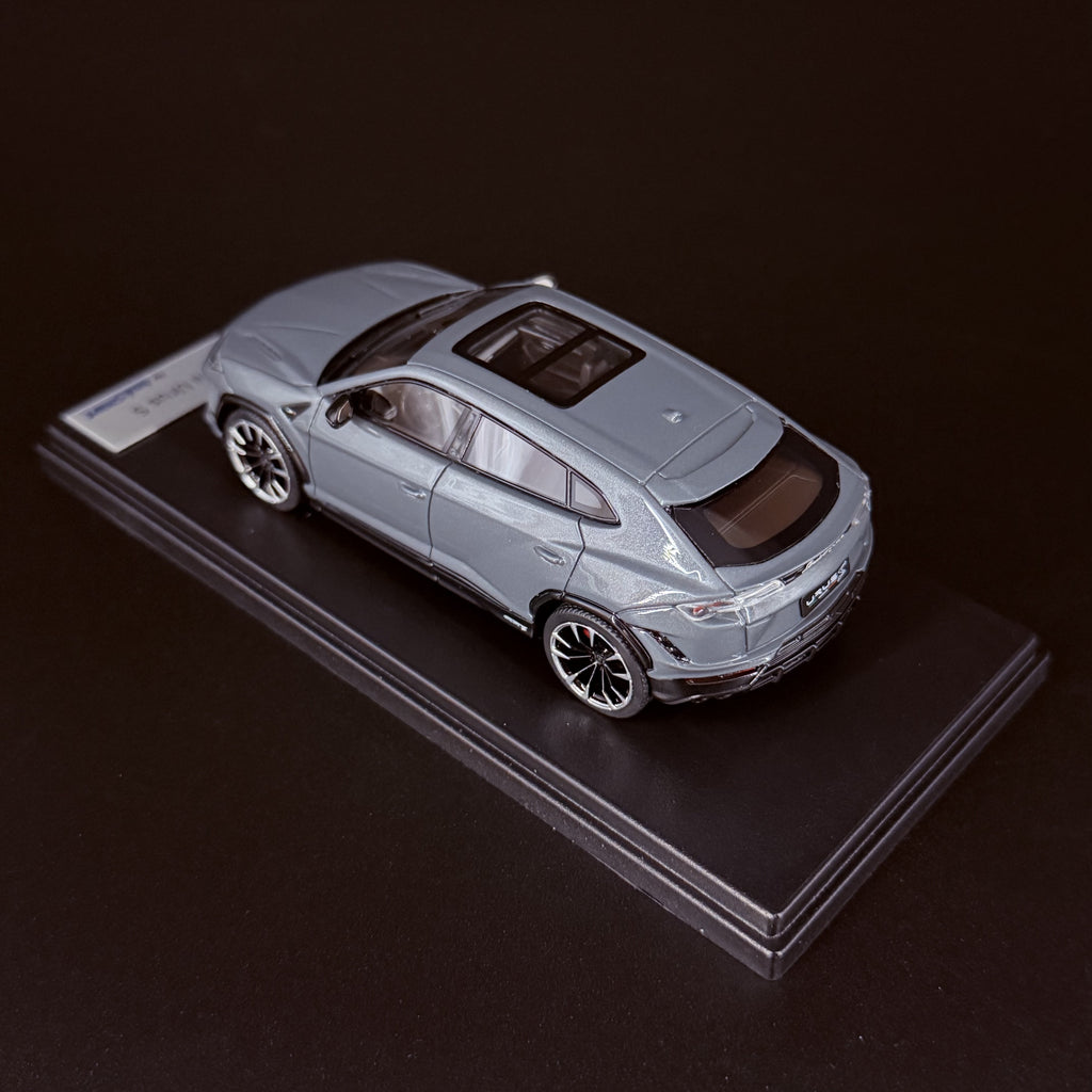 Lamborghini Urus S – Grigio Telesto im Maßstab 1:43 von LookSmart