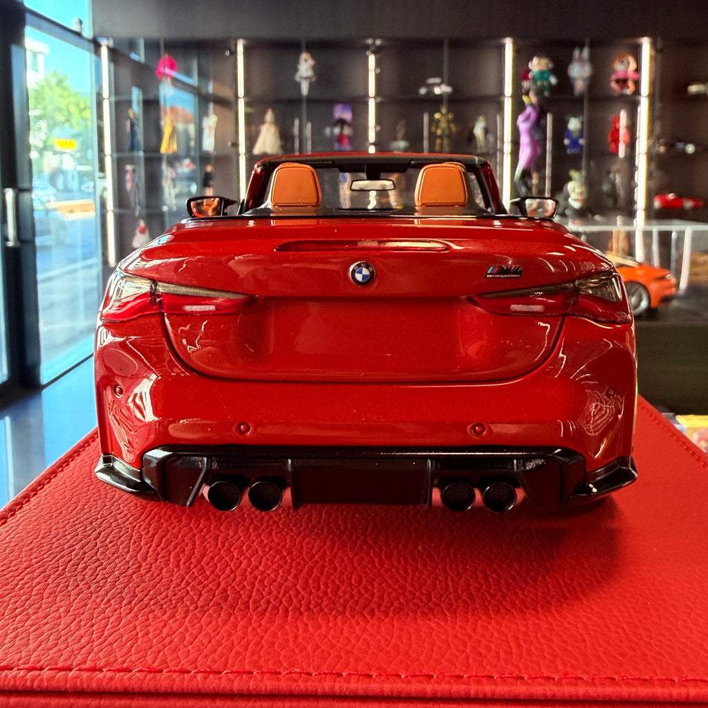 BMW M4 Cabriolet 2021 Red Metallic 1:18 Scale by Minichamps