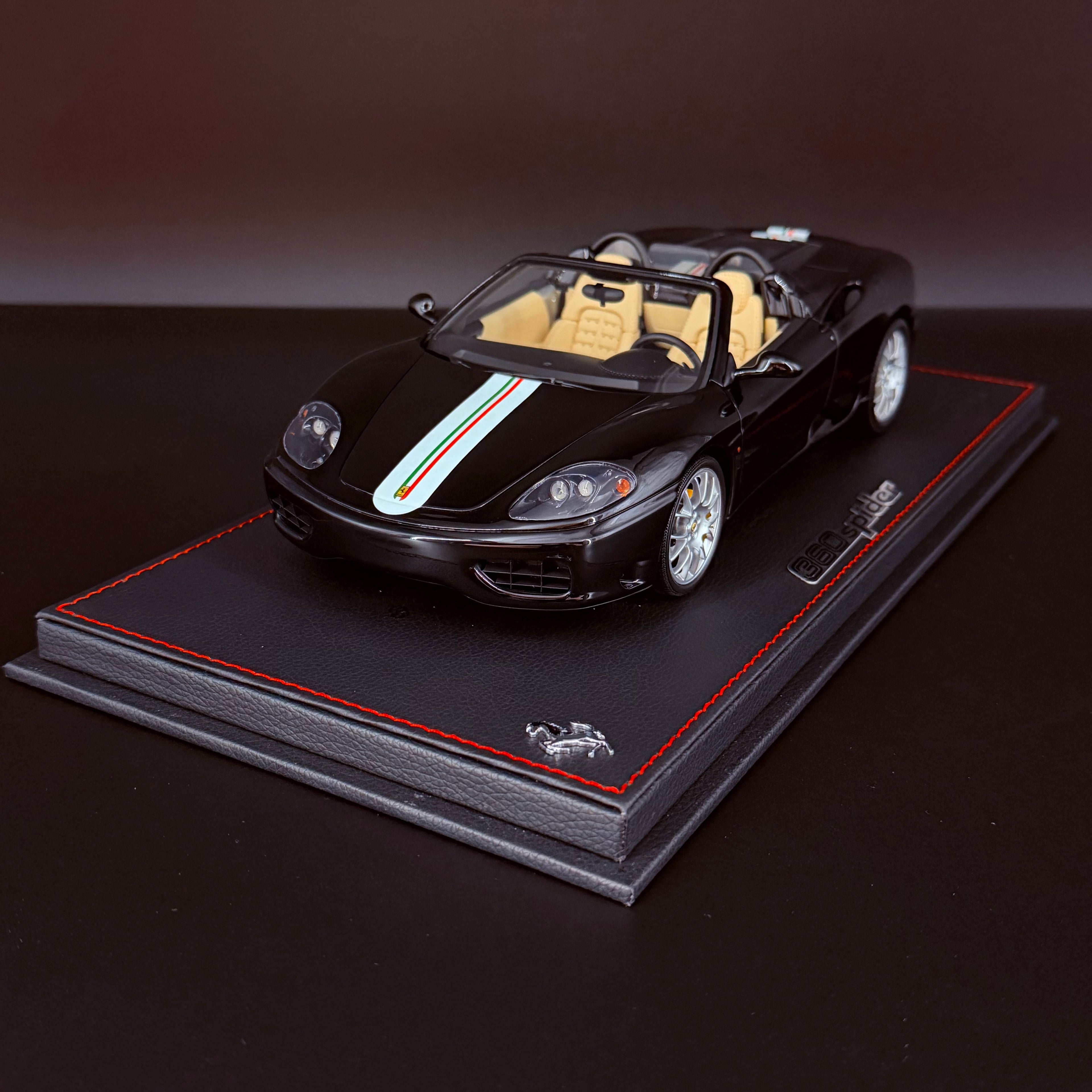 Modellauto BBR Models 1/18 Ferrari 360 Modena Spider Glanzschwarz F1 Automatik Getriebe Limitierte Auflage