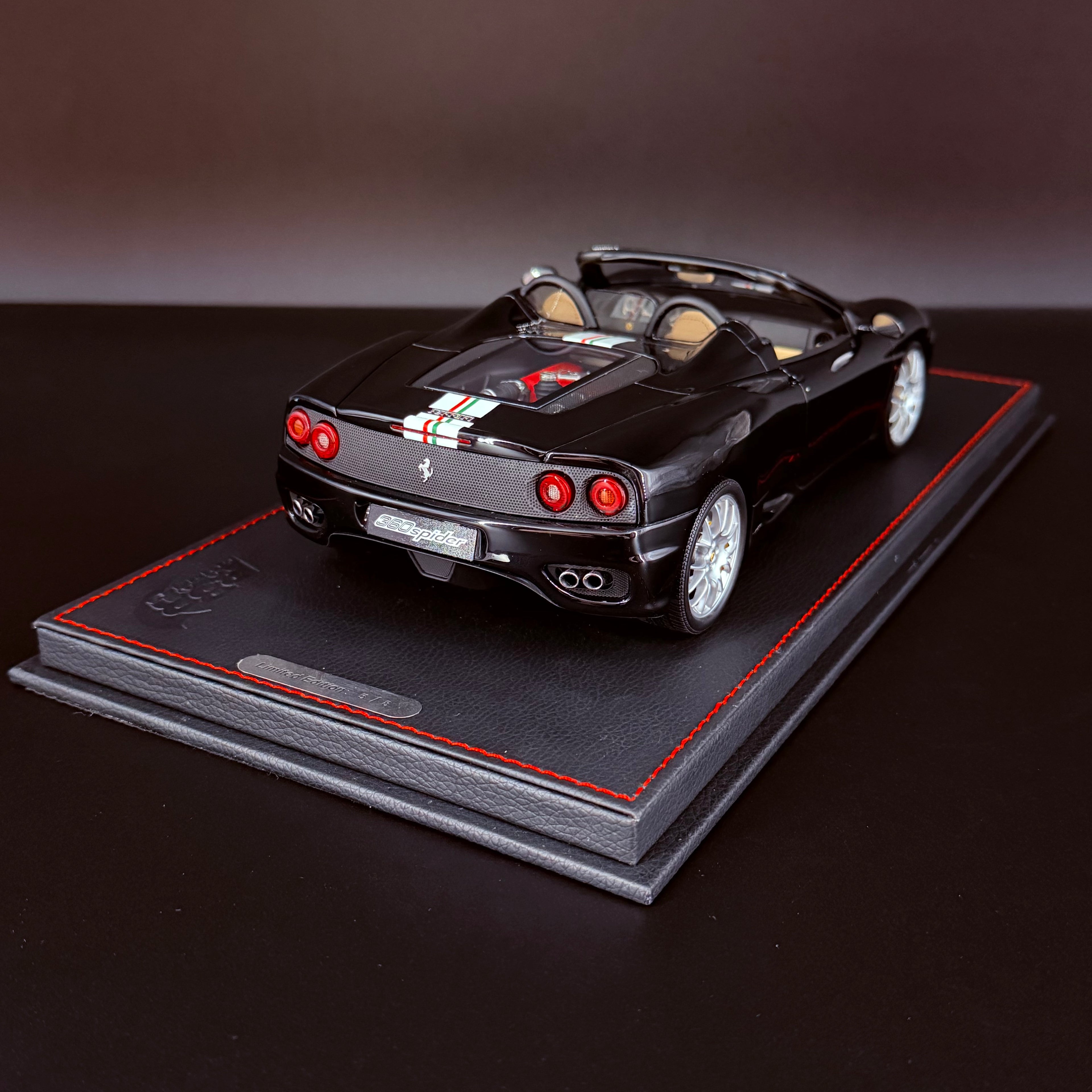 Modellauto BBR Models 1/18 Ferrari 360 Modena Spider Glanzschwarz F1 Automatik Getriebe Limitierte Auflage
