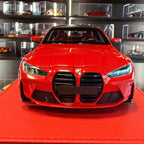 BMW M4 2024 v metalicky červené barvě v měřítku 1:18 od Minichamps