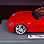 Ferrari 599 GTB Fiorano 2006 Rosso Corsa – Hecho en Italia – Escala 1:18 con vitrina (Edición Limitada 108 pzas) por BBR Models