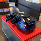 BMW M3 2024 matná metalická modrá 1:18 od spoločnosti Minichamps