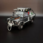 Land Rover Defender Movie (2001 Tomb Raider) Edition 1:18 Maßstab von KYOSHO