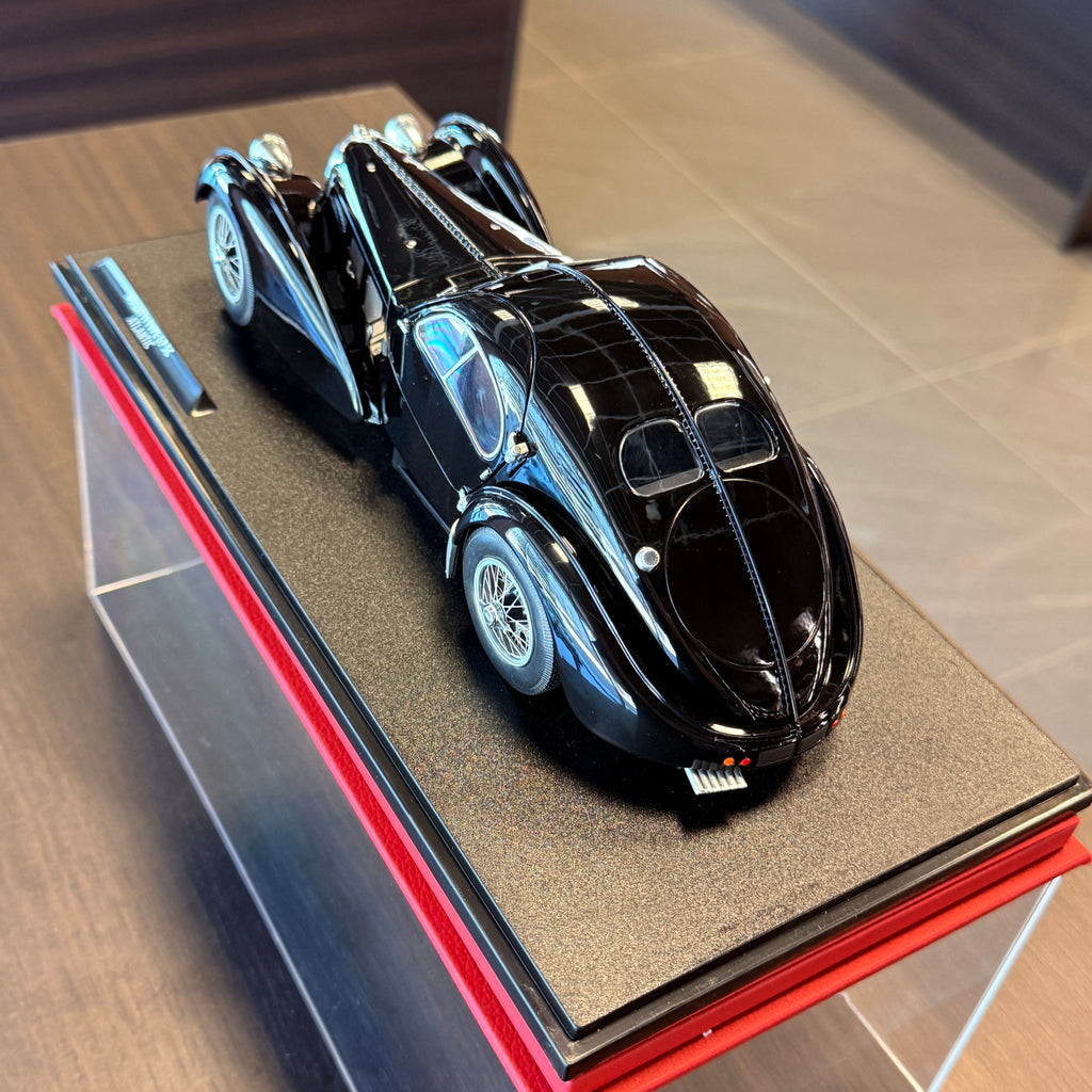Bugatti Type 57 SC Atlantic Black 1:18 by Solido