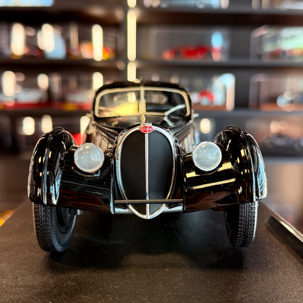 Bugatti Type 57 SC Atlantic Black 1:18 by Solido