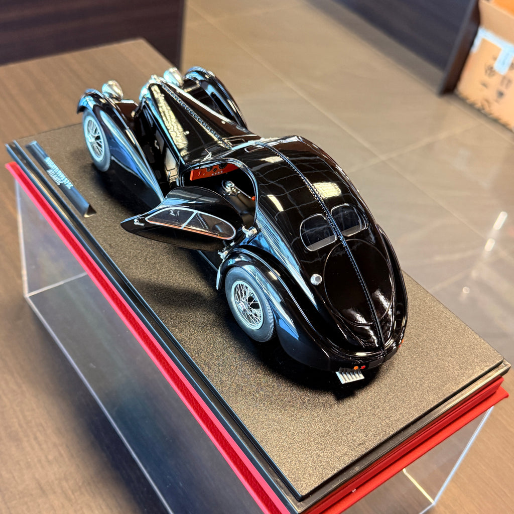 Bugatti Type 57 SC Atlantic Black 1:18 by Solido