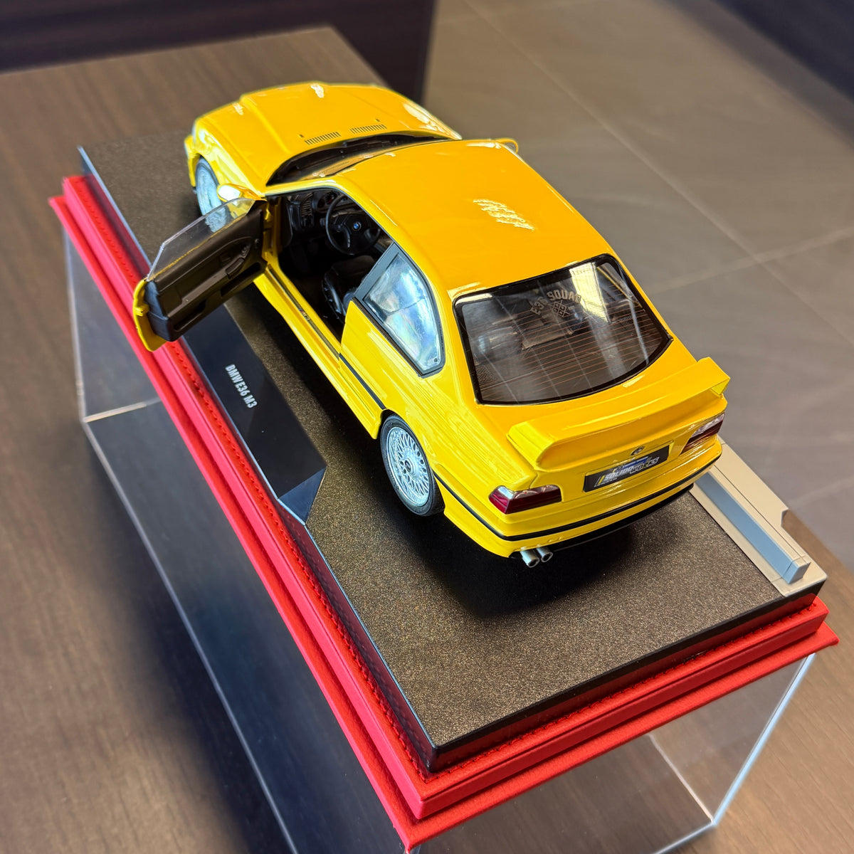BMW M3 Coupe 1991 Dakar Yellow Solido Works 1:18 by Solido