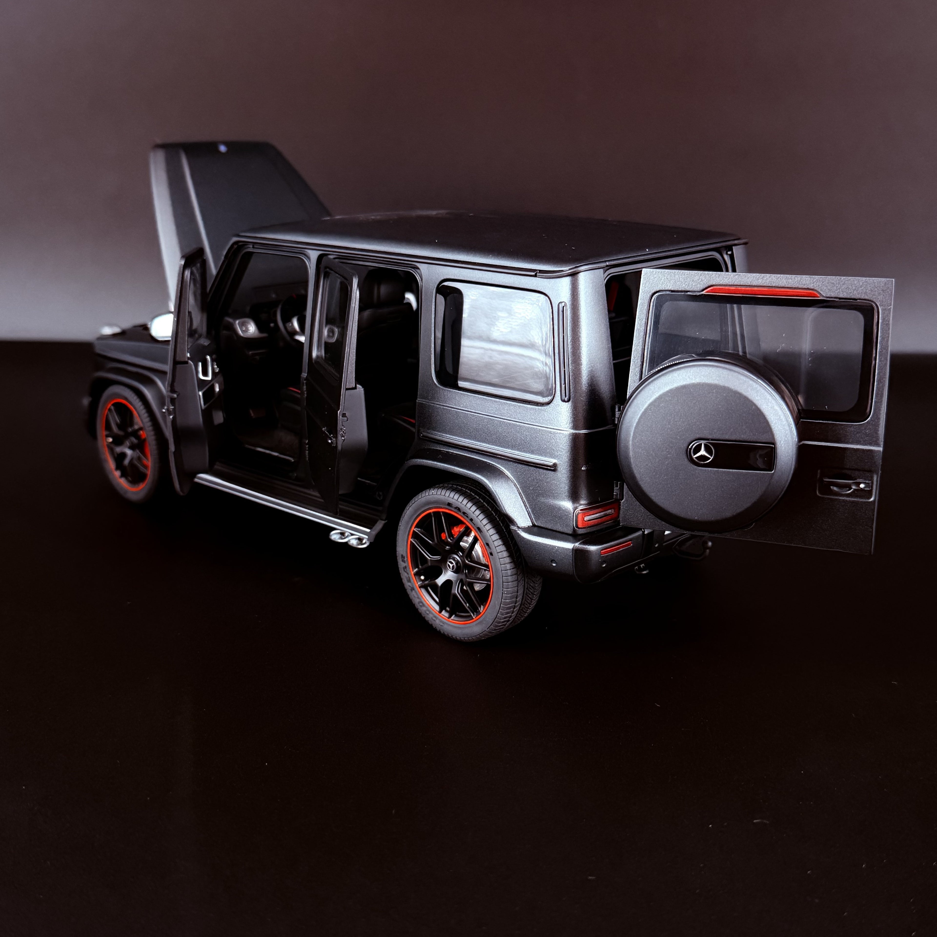 Mercedes-AMG G 63 2019 – Designo Nachtschwarz Magno (Mattschwarz) Maßstab 1:18 von AUTOart