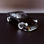 Porsche 911 Turbo (930) „BlackBird“ – Wangan Midnight Comic #1 Version im Maßstab 1:18 von AUTOart