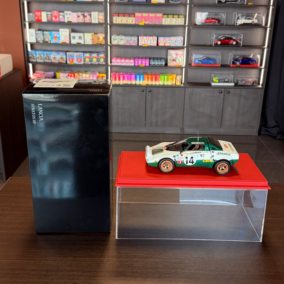 Lancia Stratos HF 1975 Monte Carlo č. 14 1:18 od Kyosho