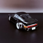Porsche 911 Turbo (930) „BlackBird“ – Wangan Midnight Comic #1 Version im Maßstab 1:18 von AUTOart