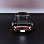 Porsche 911 Turbo (930) „BlackBird“ – Wangan Midnight Comic #1 Version im Maßstab 1:18 von AUTOart