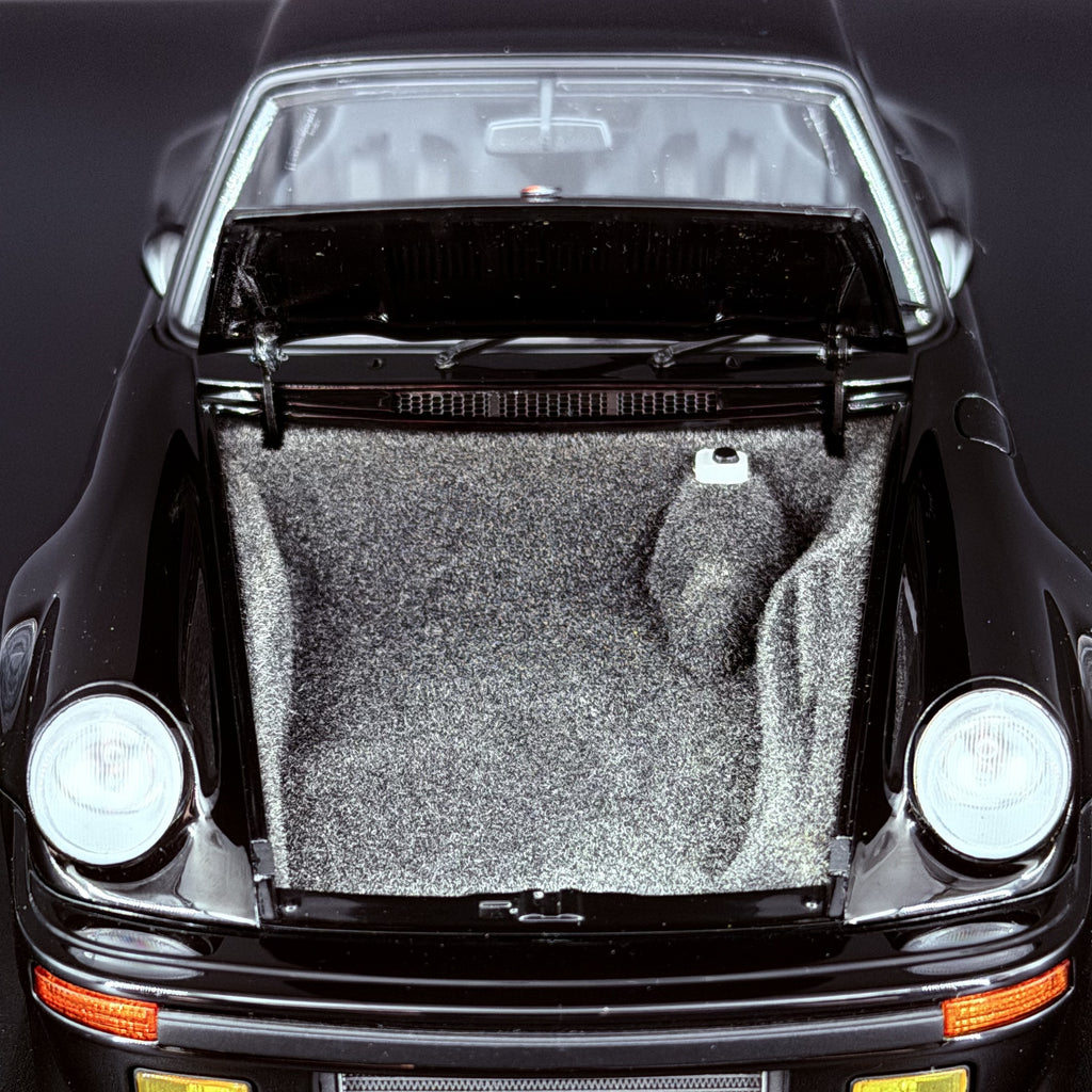 Porsche 911 Turbo (930) „BlackBird“ – Wangan Midnight Comic #1 Version im Maßstab 1:18 von AUTOart
