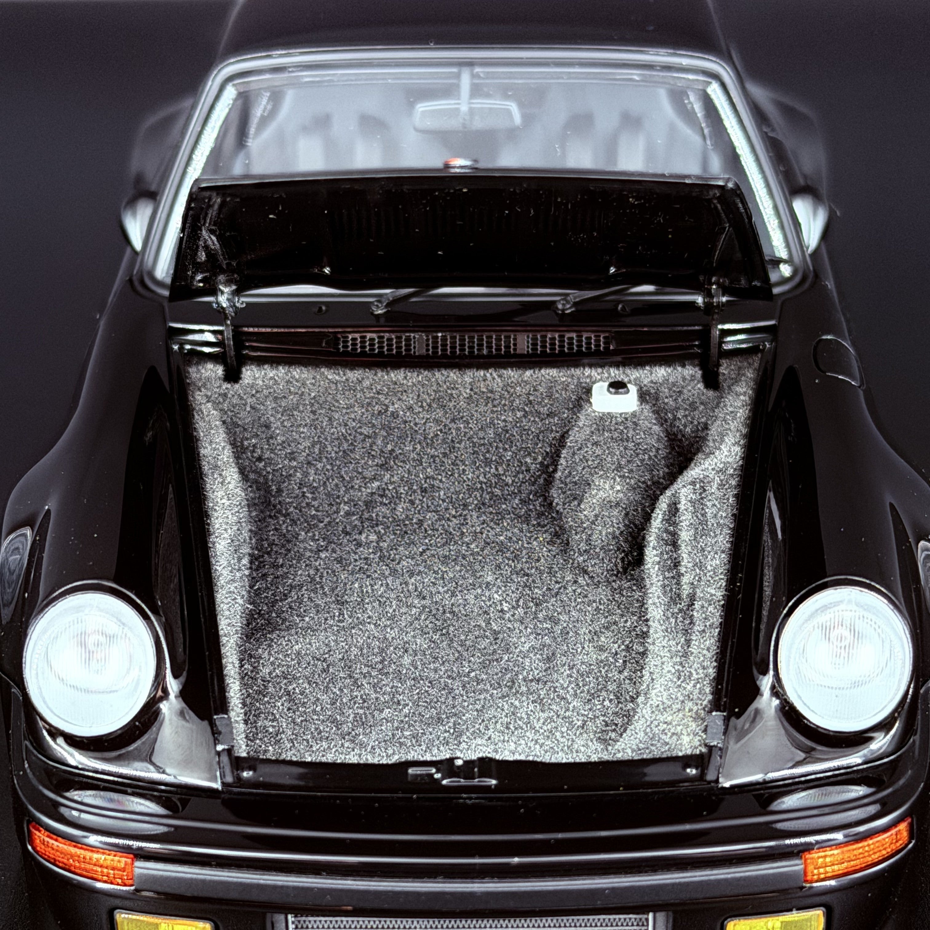 Porsche 911 Turbo (930) „BlackBird“ – Wangan Midnight Comic #1 Version im Maßstab 1:18 von AUTOart