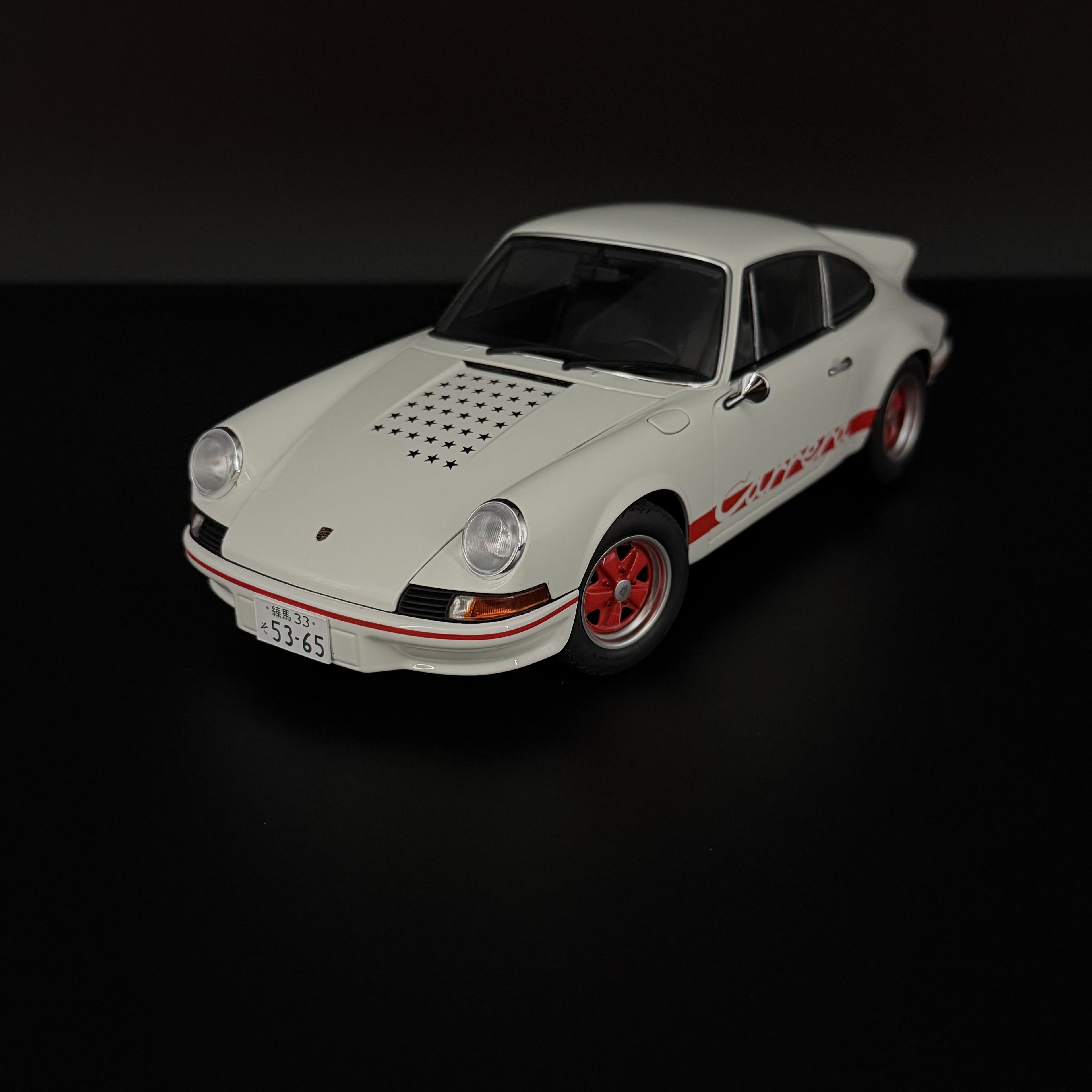 Porsche 911 Carrera RS 2.7 "The Circuit Wolf" Maßstab 1:18 von AUTOart