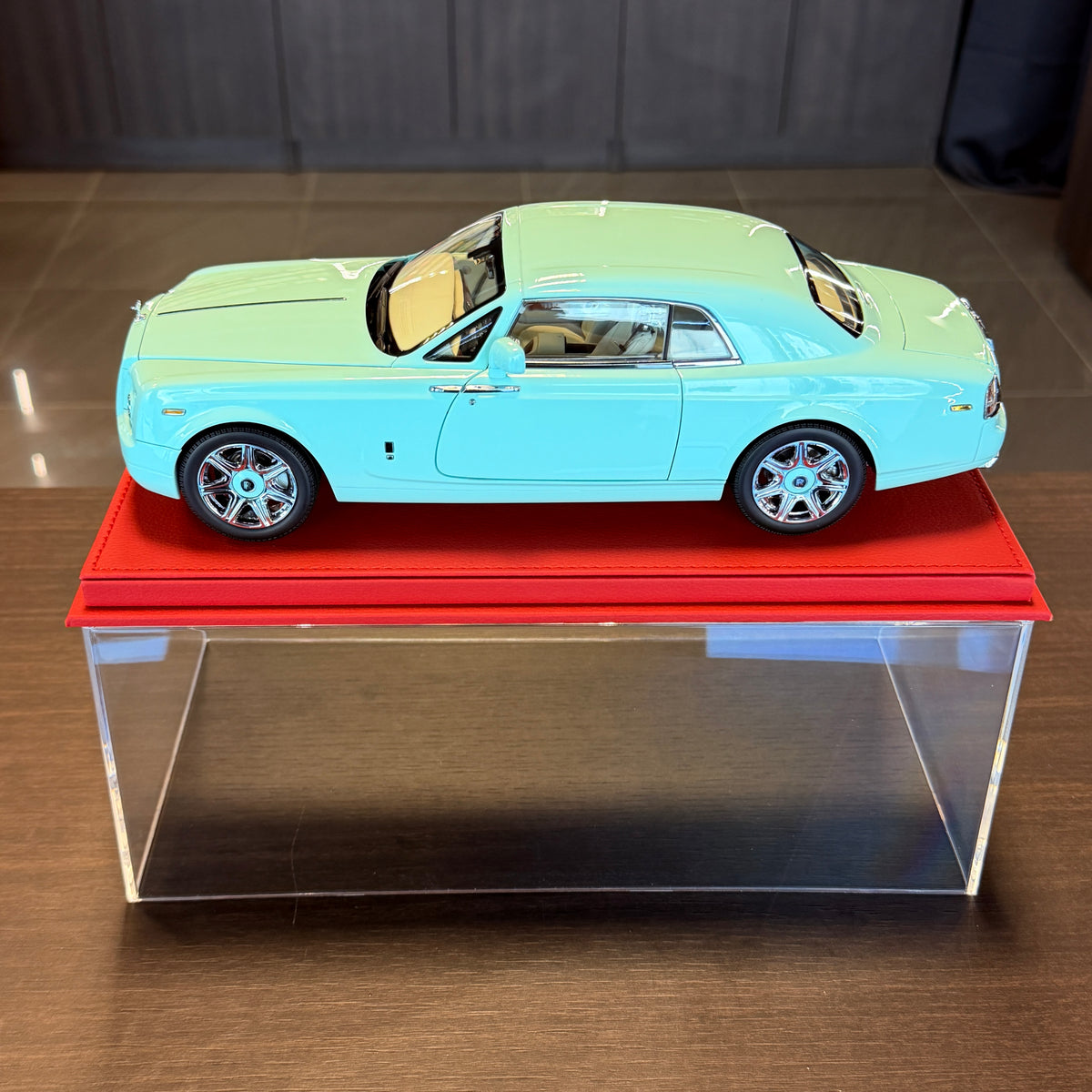 Rolls-Royce Phantom Coupé tyrkysové 1:18 od Kyosho