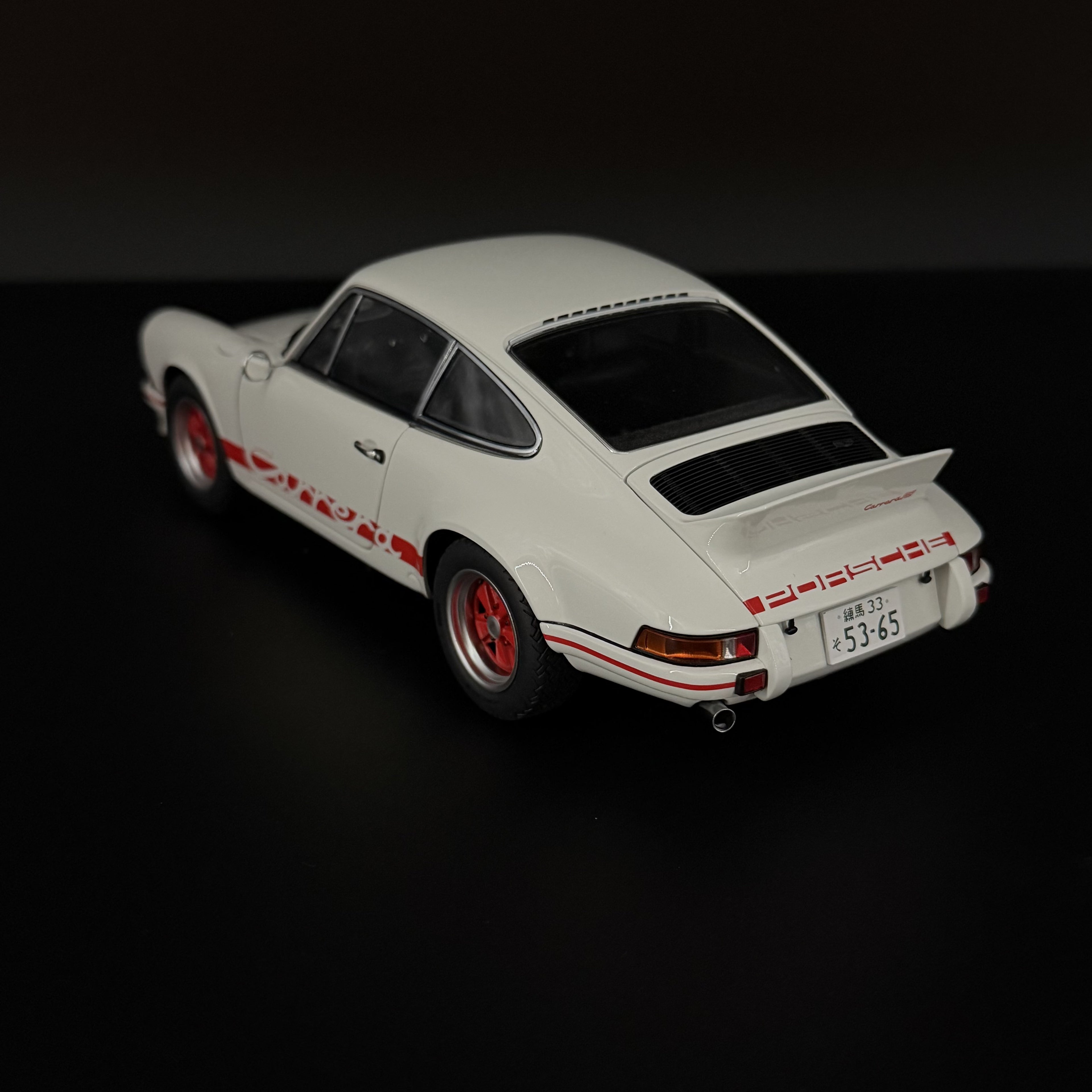 Porsche 911 Carrera RS 2.7 "The Circuit Wolf" Maßstab 1:18 von AUTOart