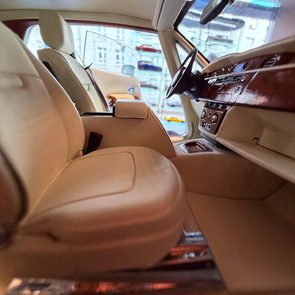 Rolls-Royce Phantom Coupe Turquoise 1:18 by Kyosho