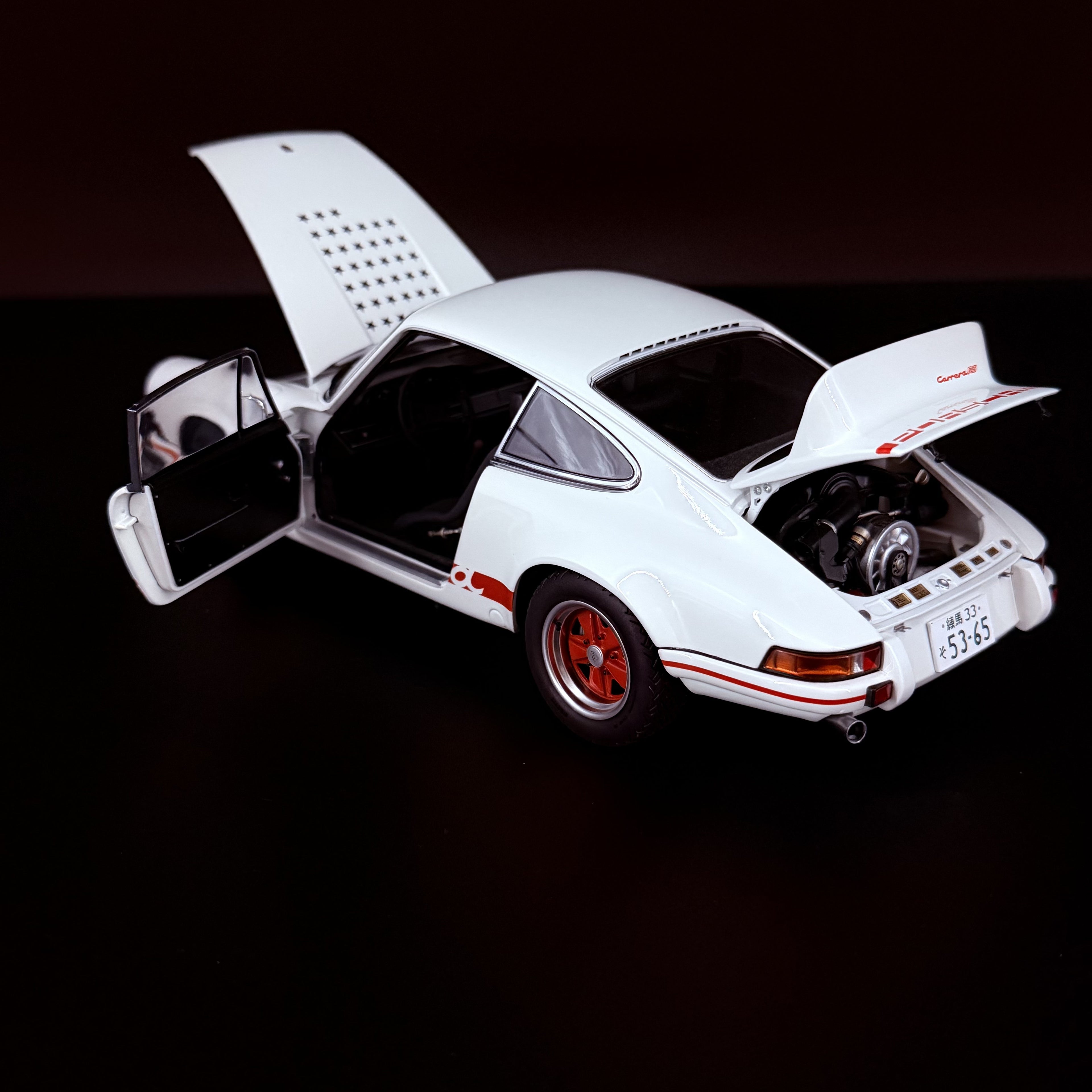 Porsche 911 Carrera RS 2.7 "The Circuit Wolf" Maßstab 1:18 von AUTOart