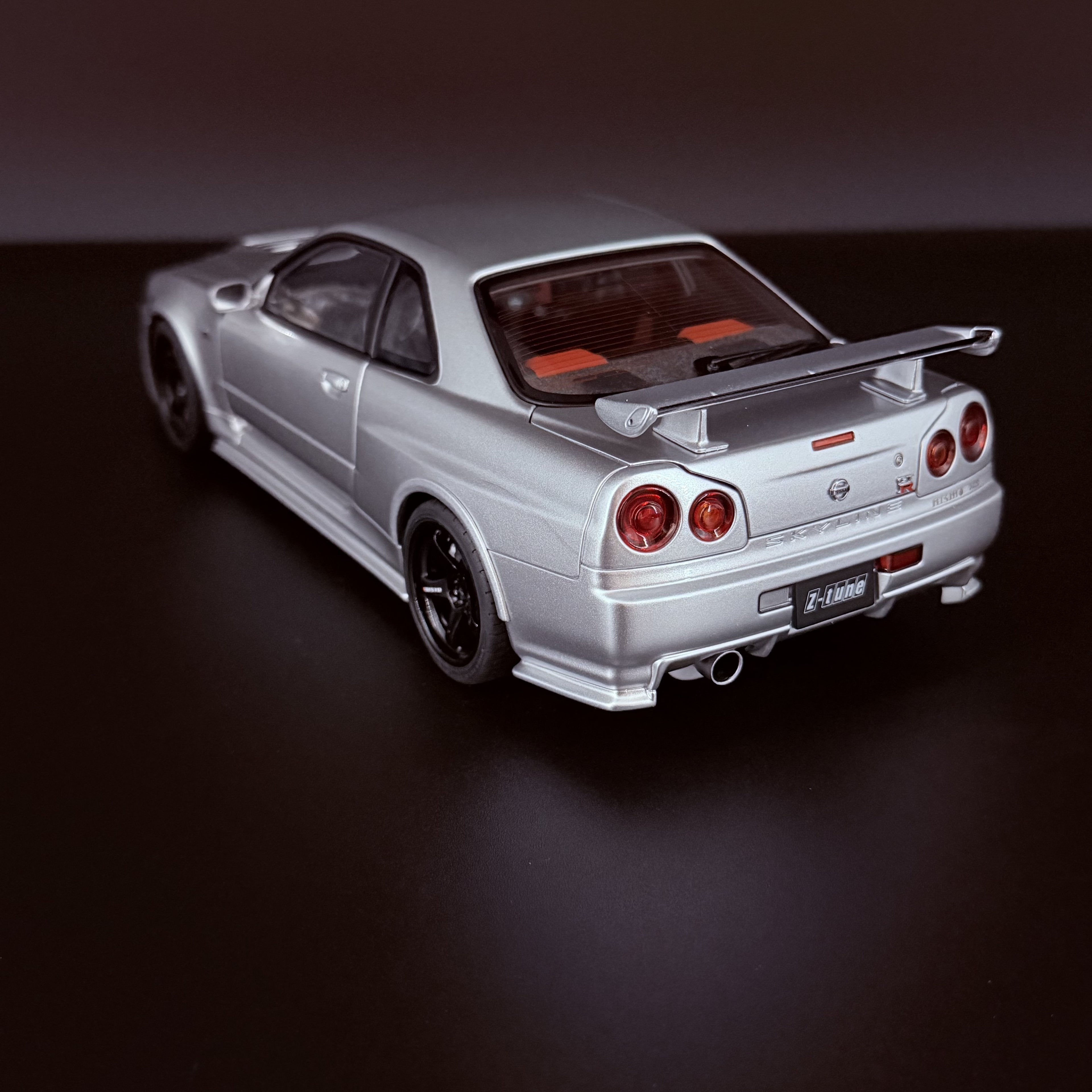 Nissan Skyline GT-R (R34) NISMO Z-Tune 2005 – Z-Tune Silver Maßstab 1:18 von AUTOart
