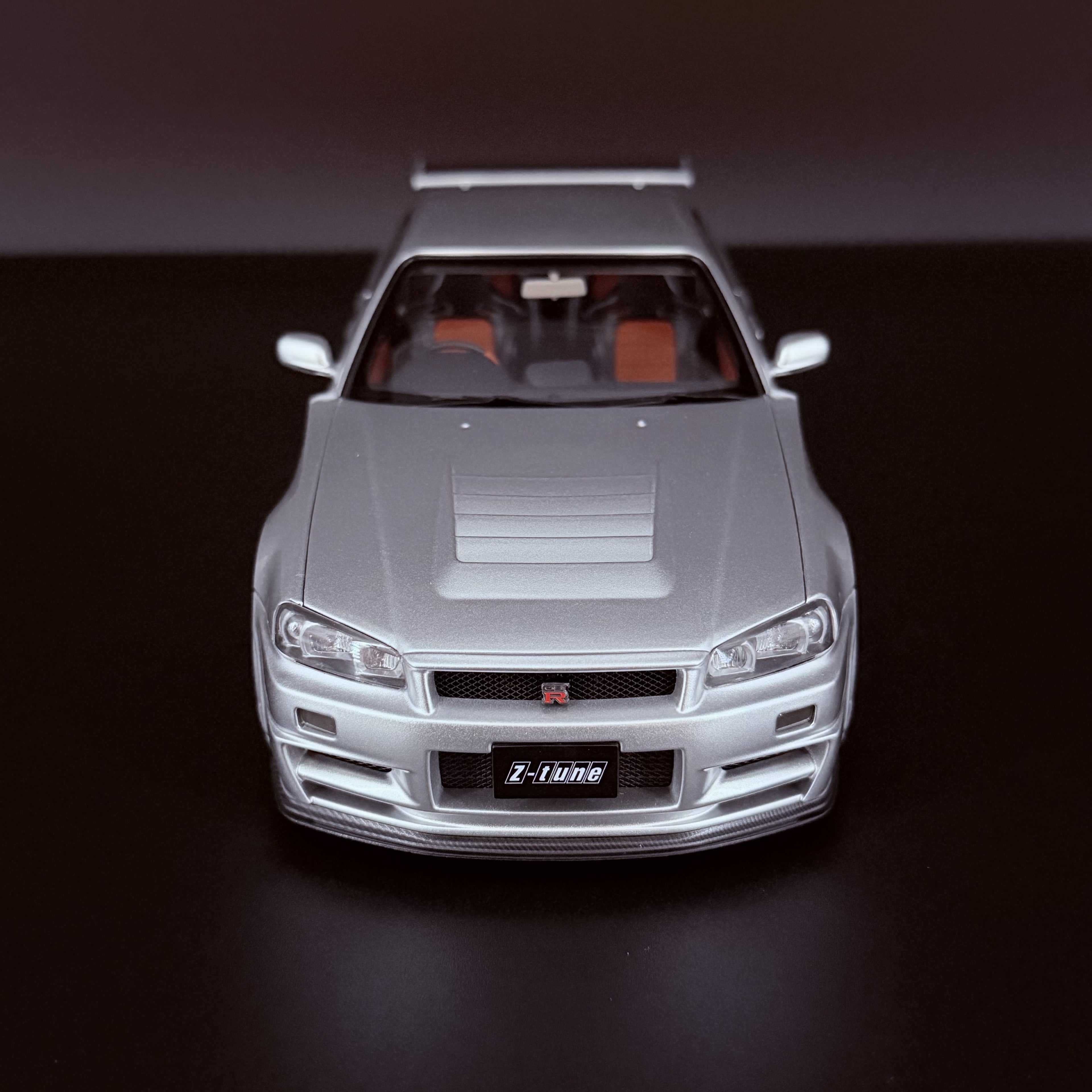 Nissan Skyline GT-R (R34) NISMO Z-Tune 2005 – Z-Tune Silver Maßstab 1:18 von AUTOart