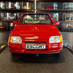 Ford Escort Mk4 XR3i Cabriolet 1986 – Flamenco Red 1:18 od OttOmobile