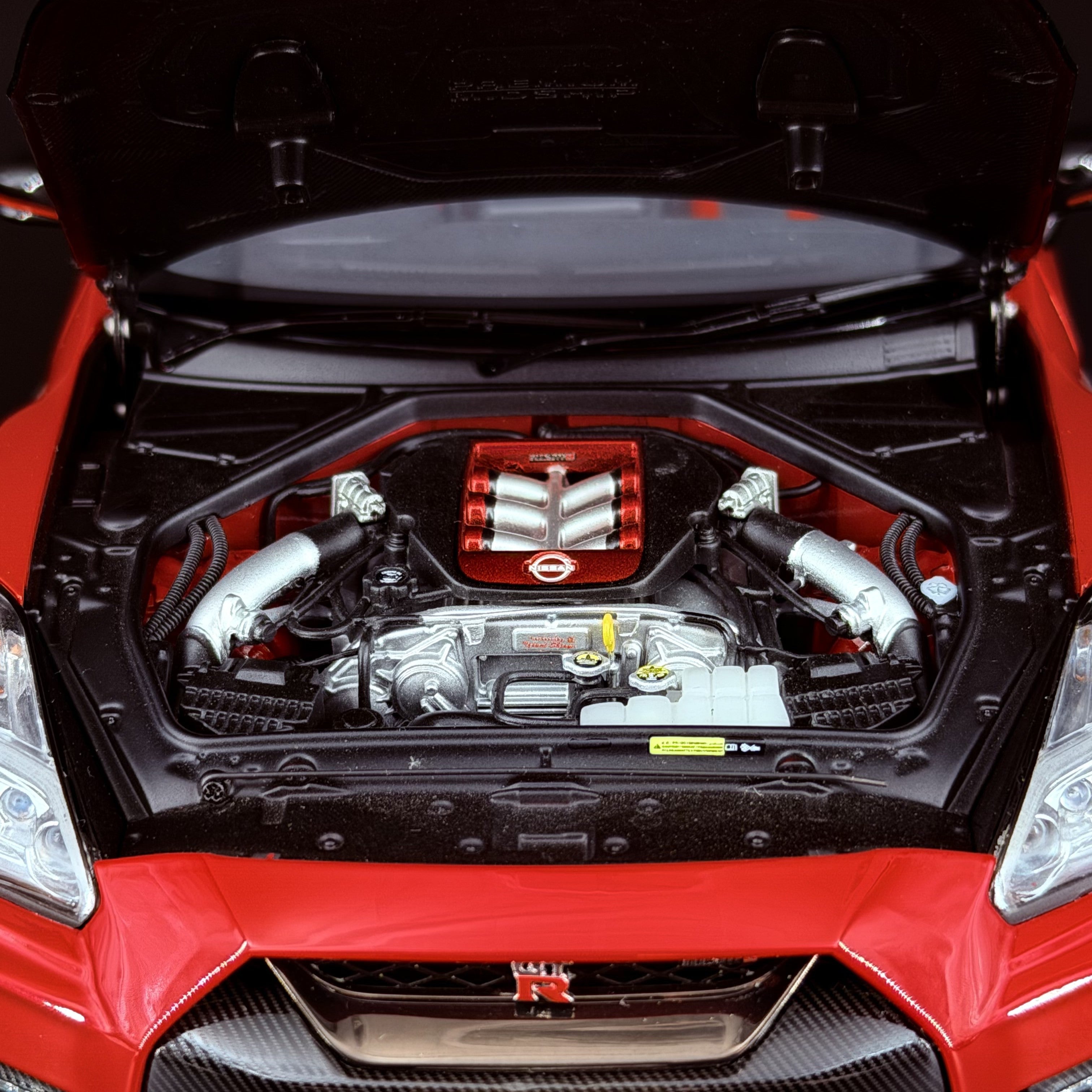 Nissan GT-R (R35) NISMO Special Edition – Vibrant Red im Maßstab 1:18 von AUTOart
