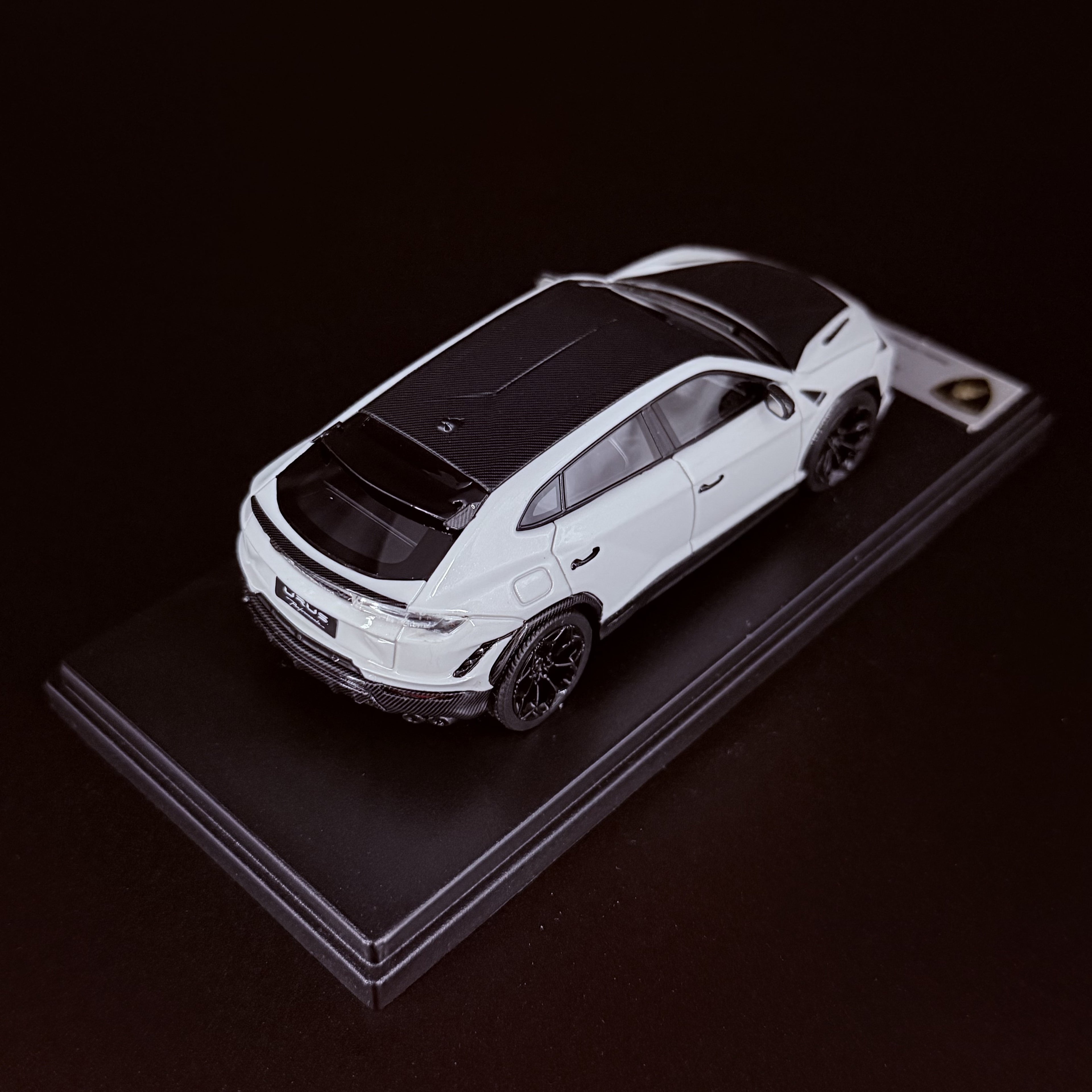 Lamborghini Urus Performante – Weiß 1:43 Maßstab von Looksmart