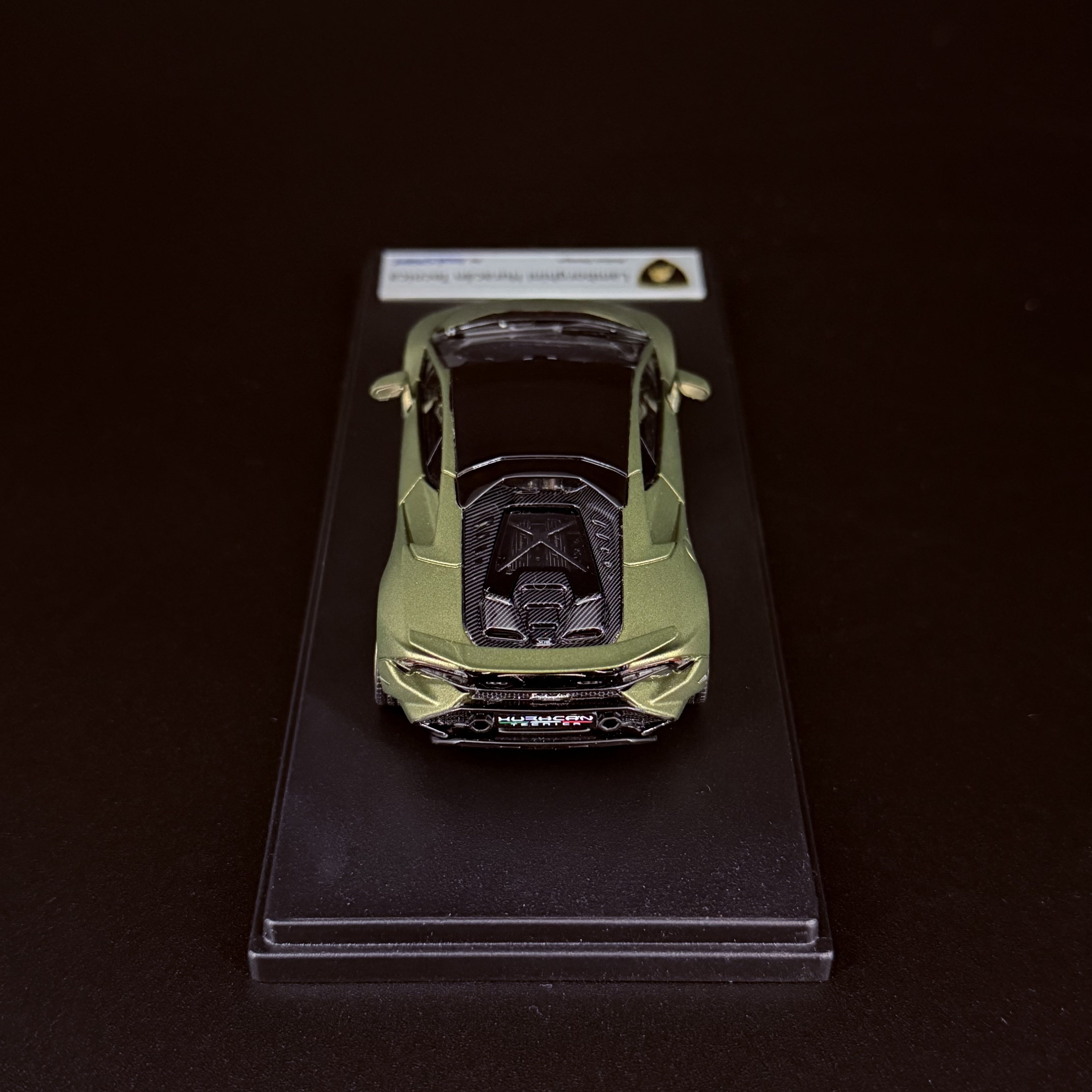 Lamborghini Huracán Tecnica 2022 – Verde Gea im Maßstab 1:43 von Looksmart