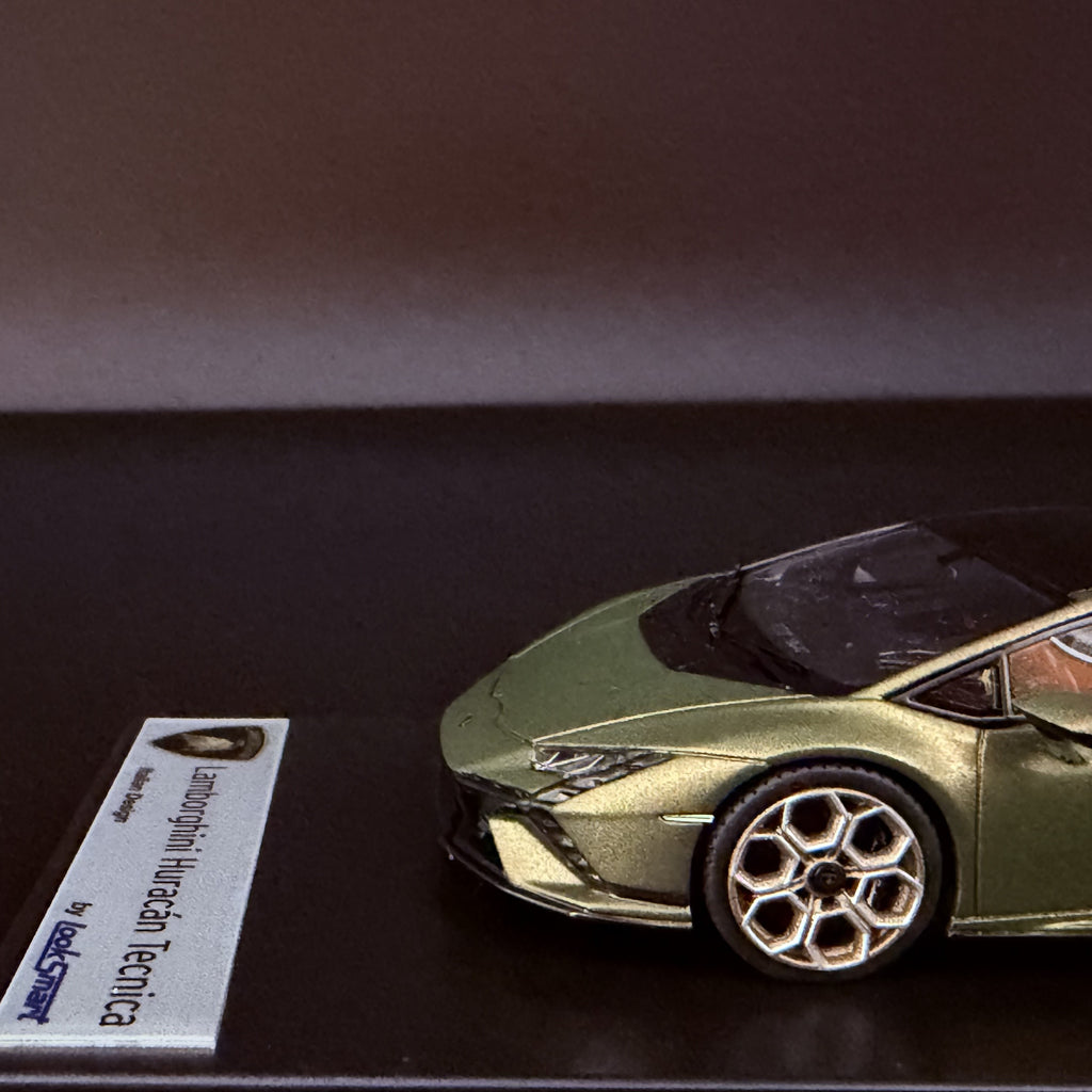 Lamborghini Huracán Tecnica 2022 – Verde Gea im Maßstab 1:43 von Looksmart