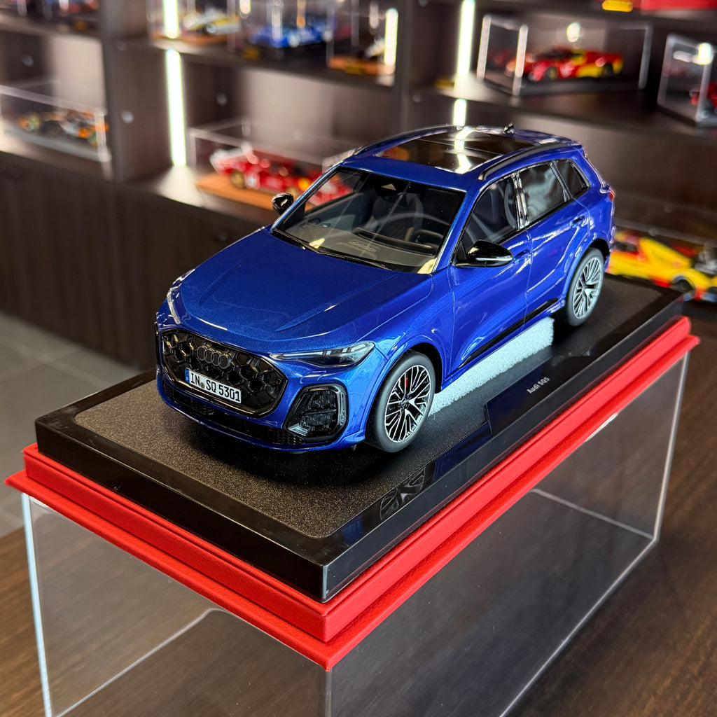 Audi SQ5 TFSI 2021 1:18 by OttOmobile